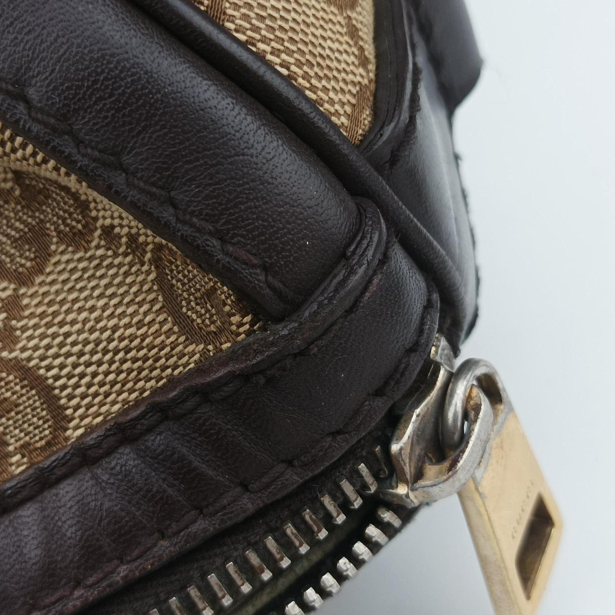 Pre-owned Gucci Sherry Line Brown×Beige×Red×Green canvas×leather 247205 shoulderbag | stylenewstar