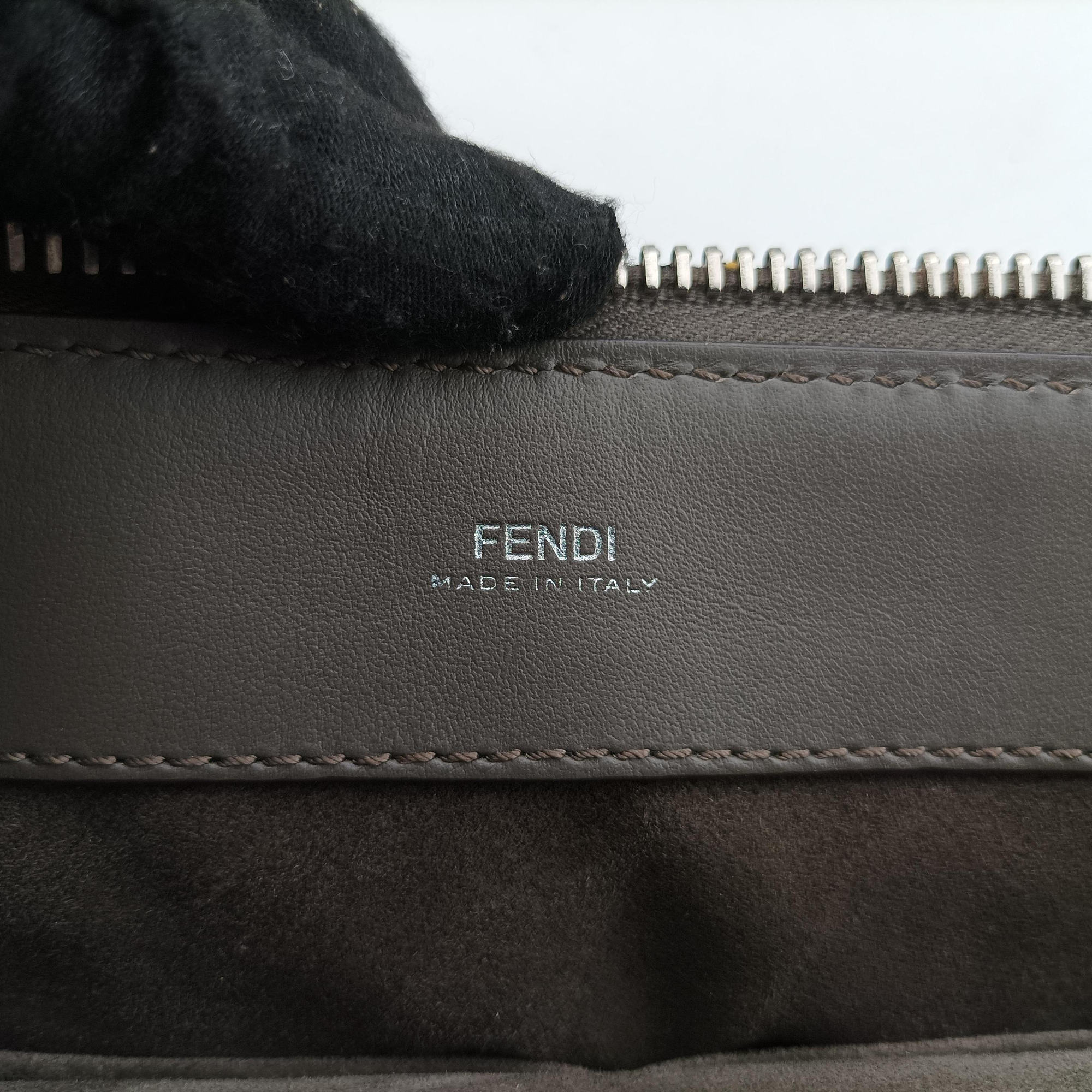 Pre-owned Fendi Dotcom Gray × Orange Leather 8BN298 shoulderbag | stylenewstar