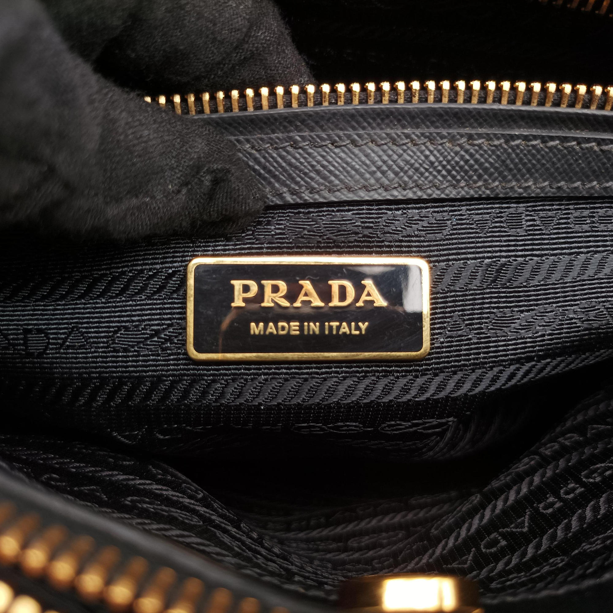 Pre-owned Prada Galleria Black SAFFIANO Leather BN2274 shoulderbag | stylenewstar