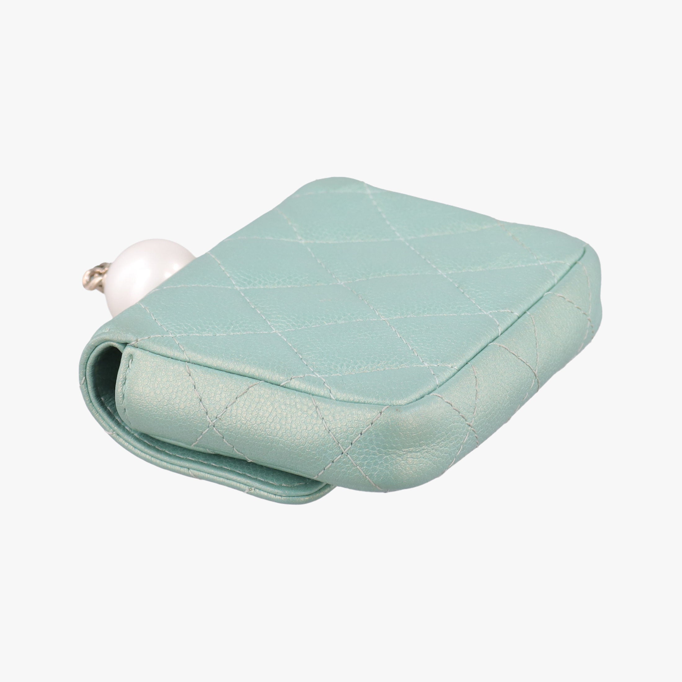 Secondhand Chanel Mini Matelasse Pearl Coin Purse Green lambskin AP2119 handbag | stylenewstar