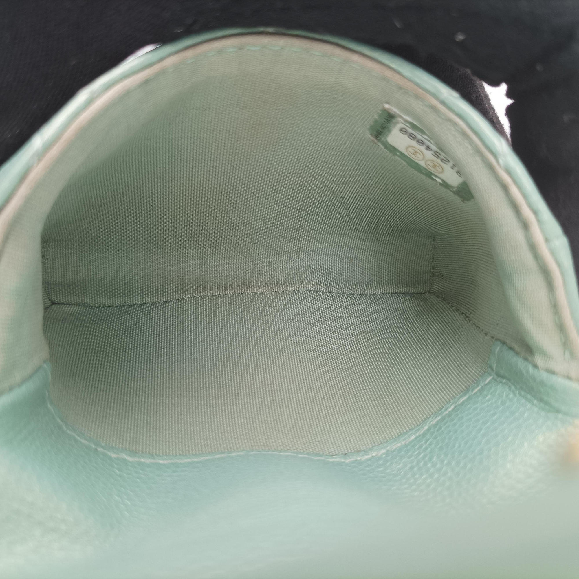 Secondhand Chanel Mini Matelasse Pearl Coin Purse Green lambskin AP2119 handbag | stylenewstar