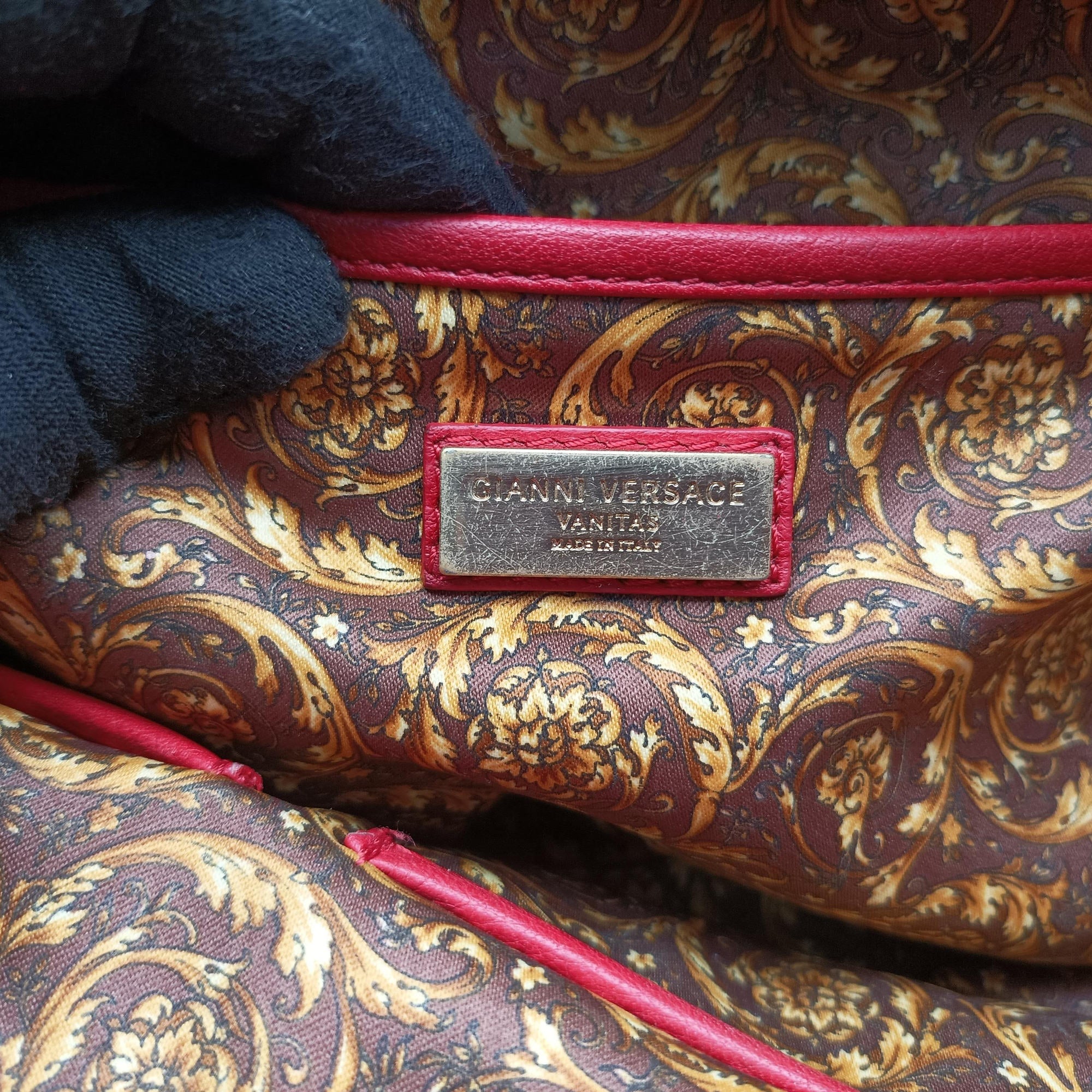 Pre-owned VERSACE Medusa Red Leather  handbag | stylenewstar