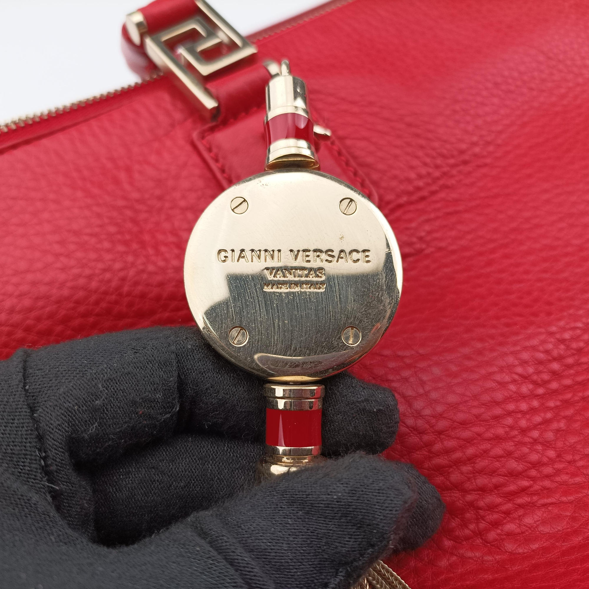 Pre-owned VERSACE Medusa Red Leather  handbag | stylenewstar