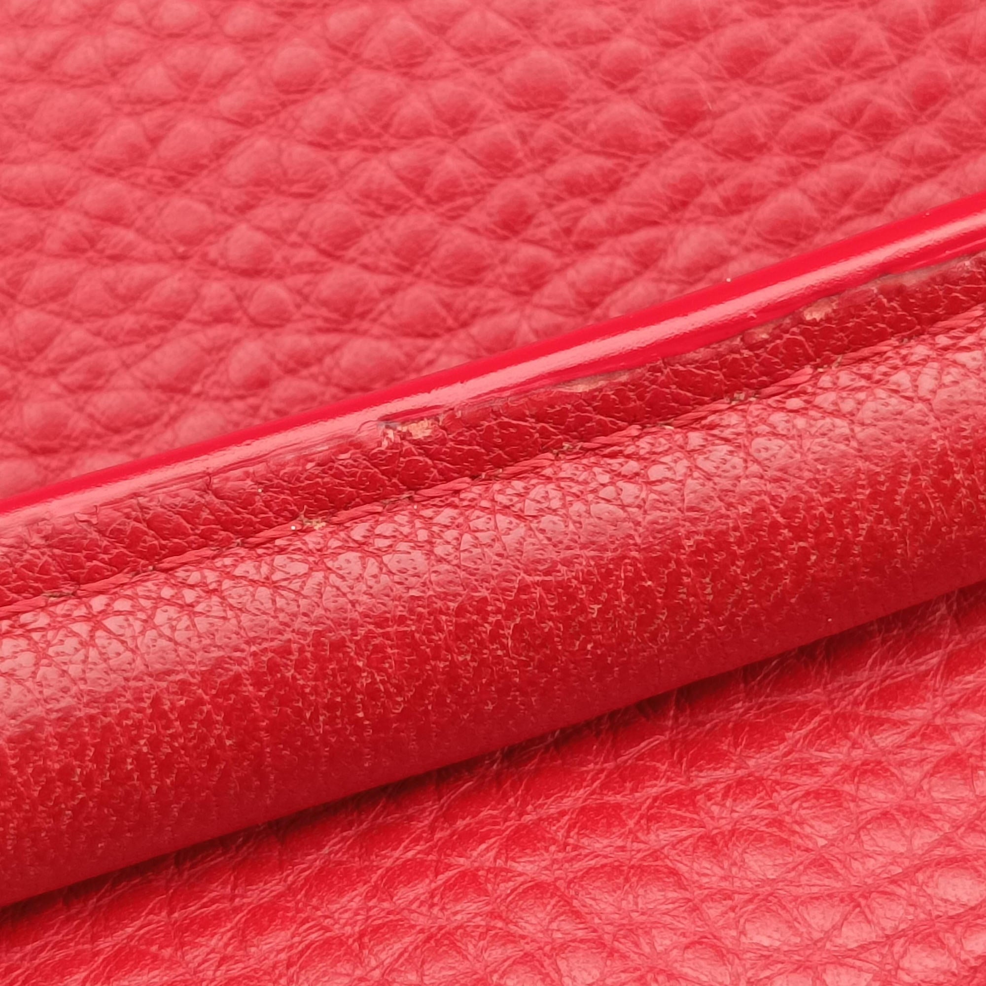 Pre-owned VERSACE Medusa Red Leather  handbag | stylenewstar