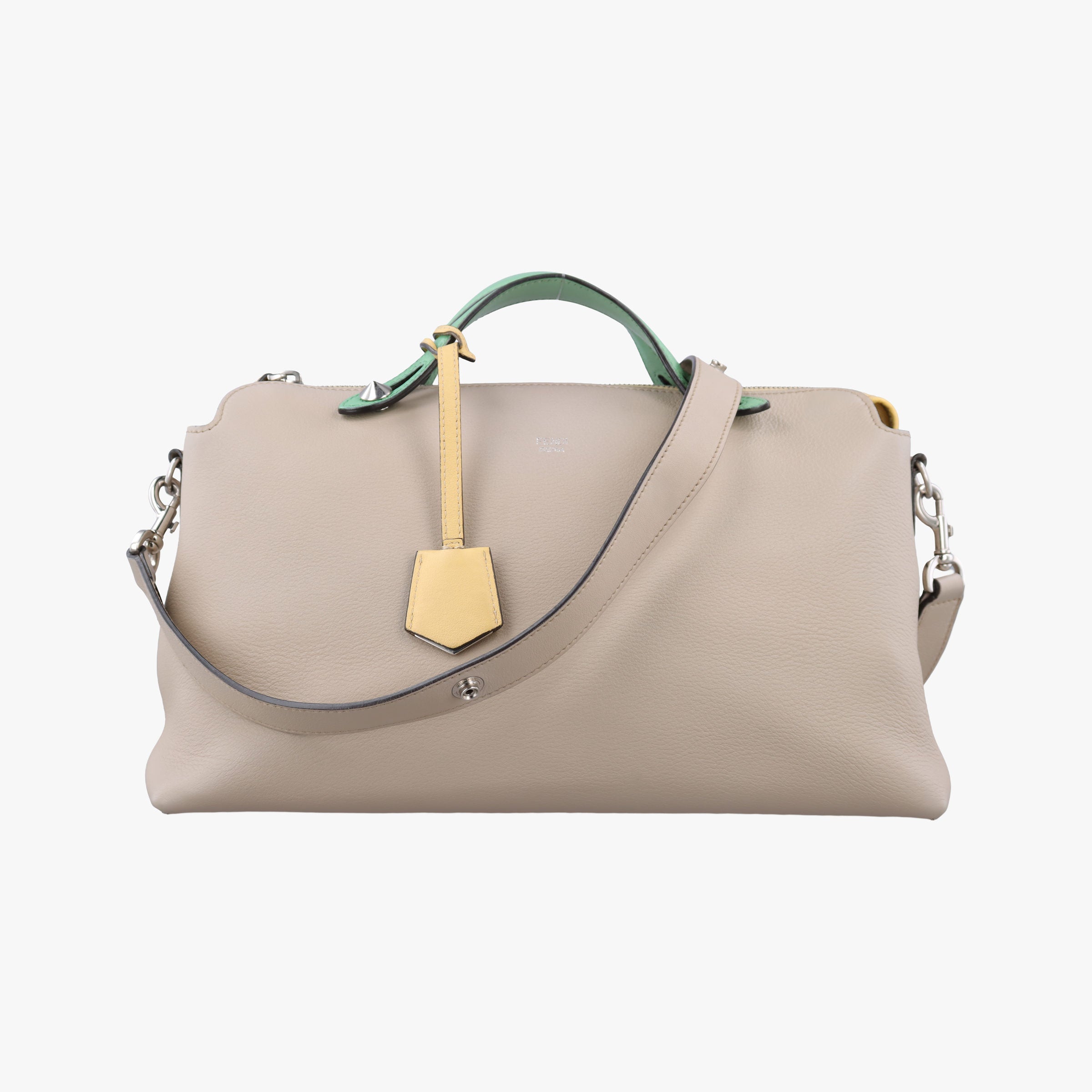 Secondhand Fendi By The Way Beige Leather 8BL125 shoulderbag | stylenewstar