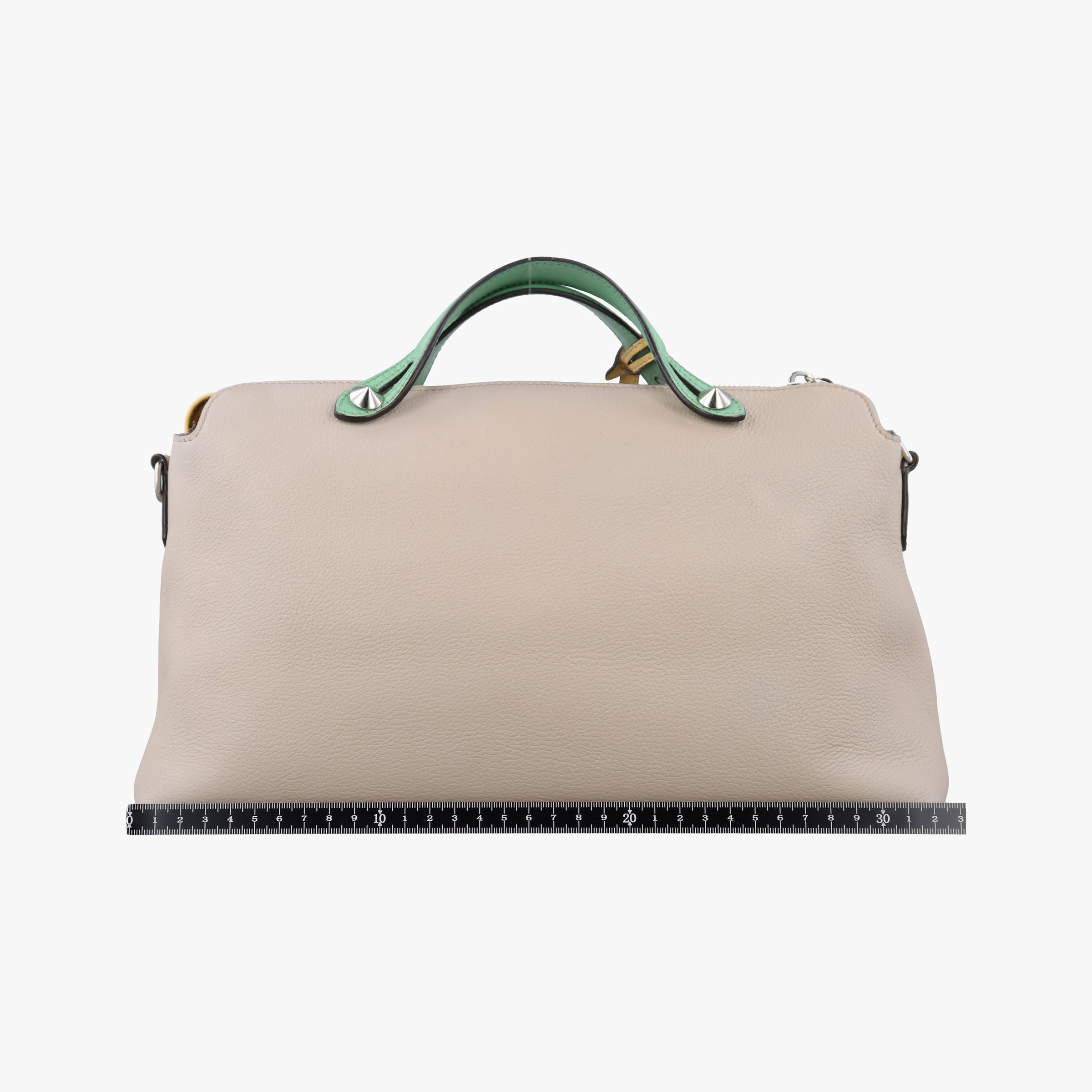 Secondhand Fendi By The Way Beige Leather 8BL125 shoulderbag | stylenewstar