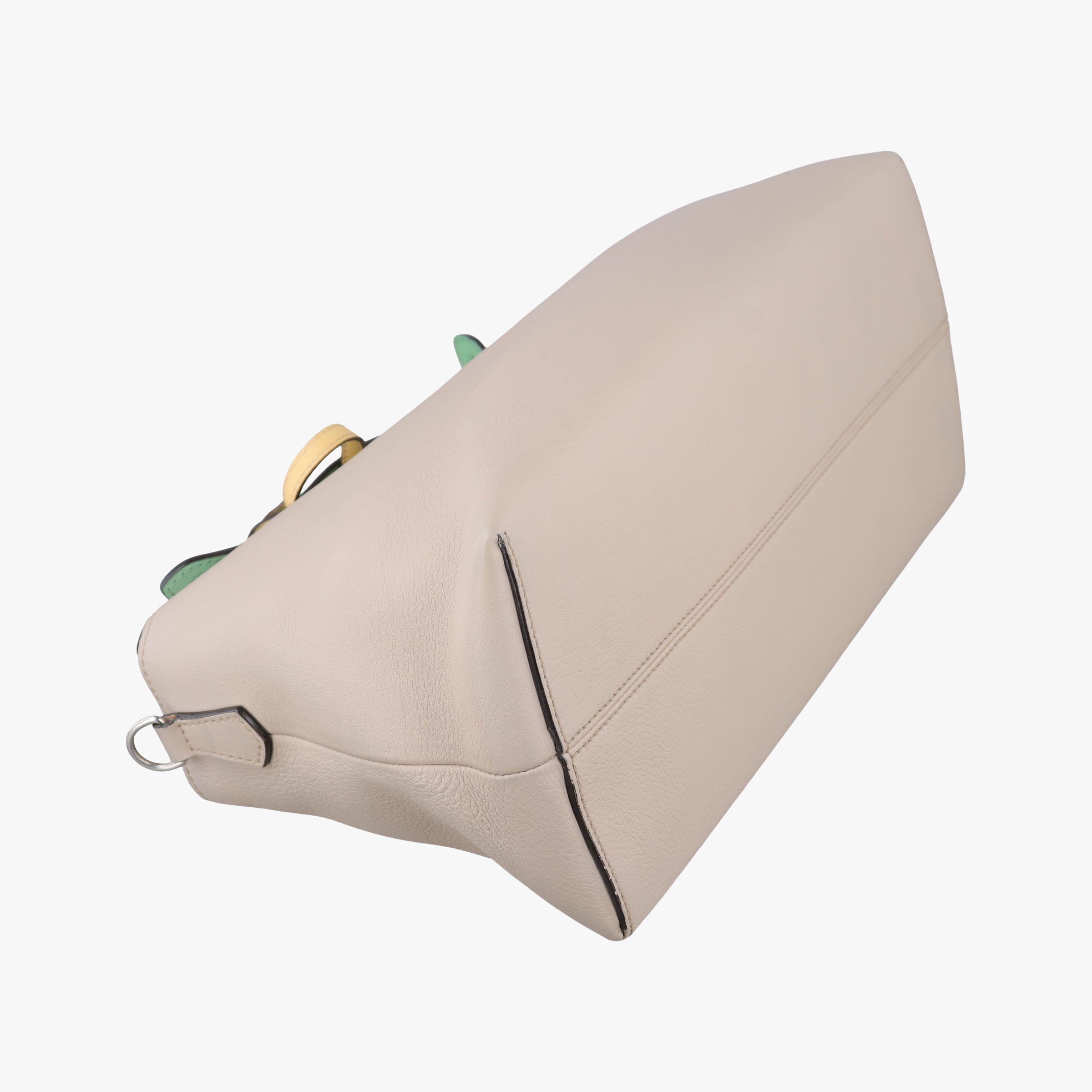 Secondhand Fendi By The Way Beige Leather 8BL125 shoulderbag | stylenewstar