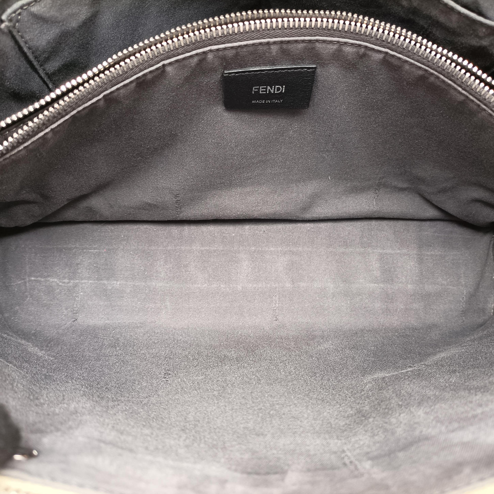 Secondhand Fendi By The Way Beige Leather 8BL125 shoulderbag | stylenewstar