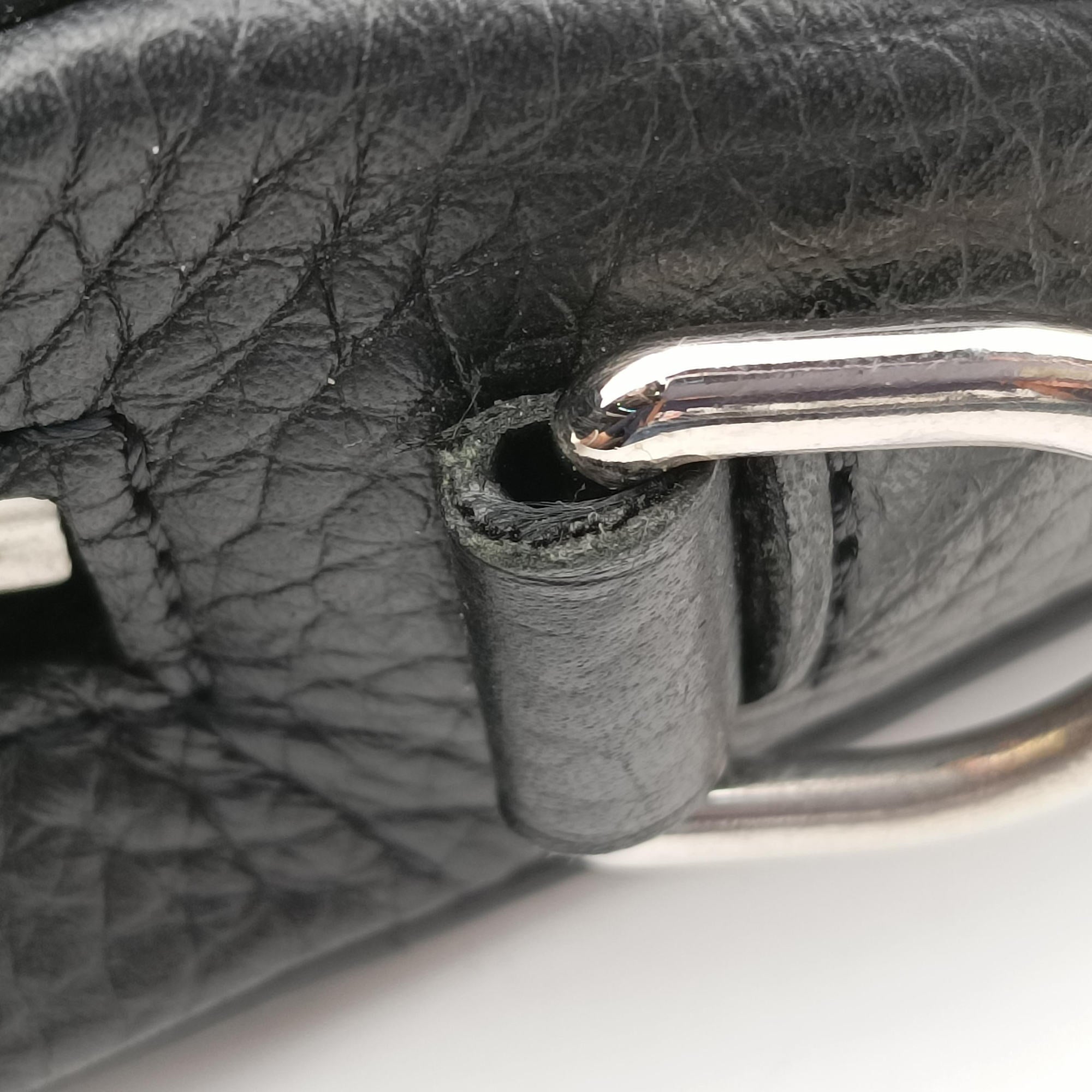 Pre-owned Louis Vuitton ARMAND Briefcase PM Noir Taurillon leather M53488 shoulderbag | stylenewstar