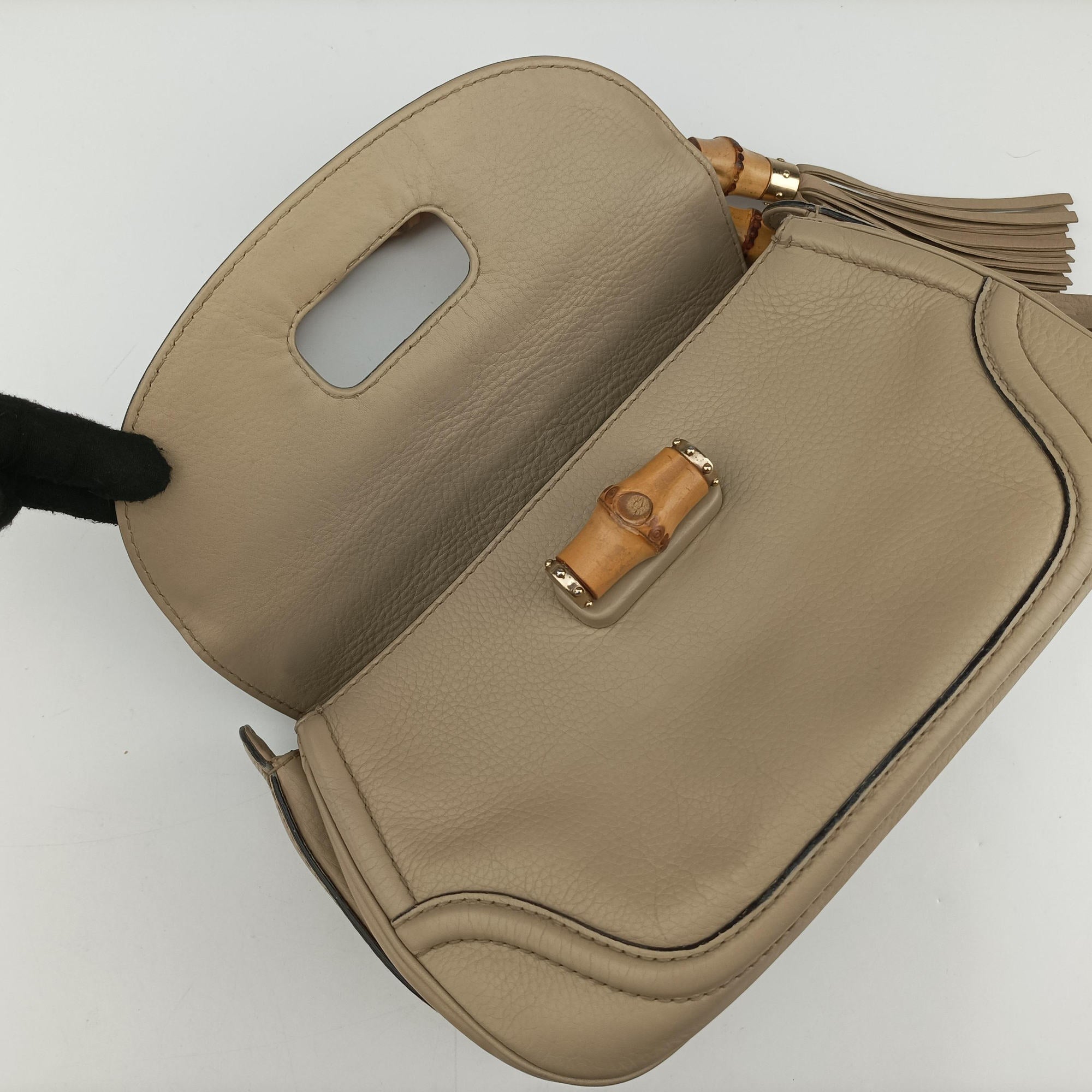 Pre-owned Gucci New Bamboo khaki Leather 254884 shoulderbag | stylenewstar