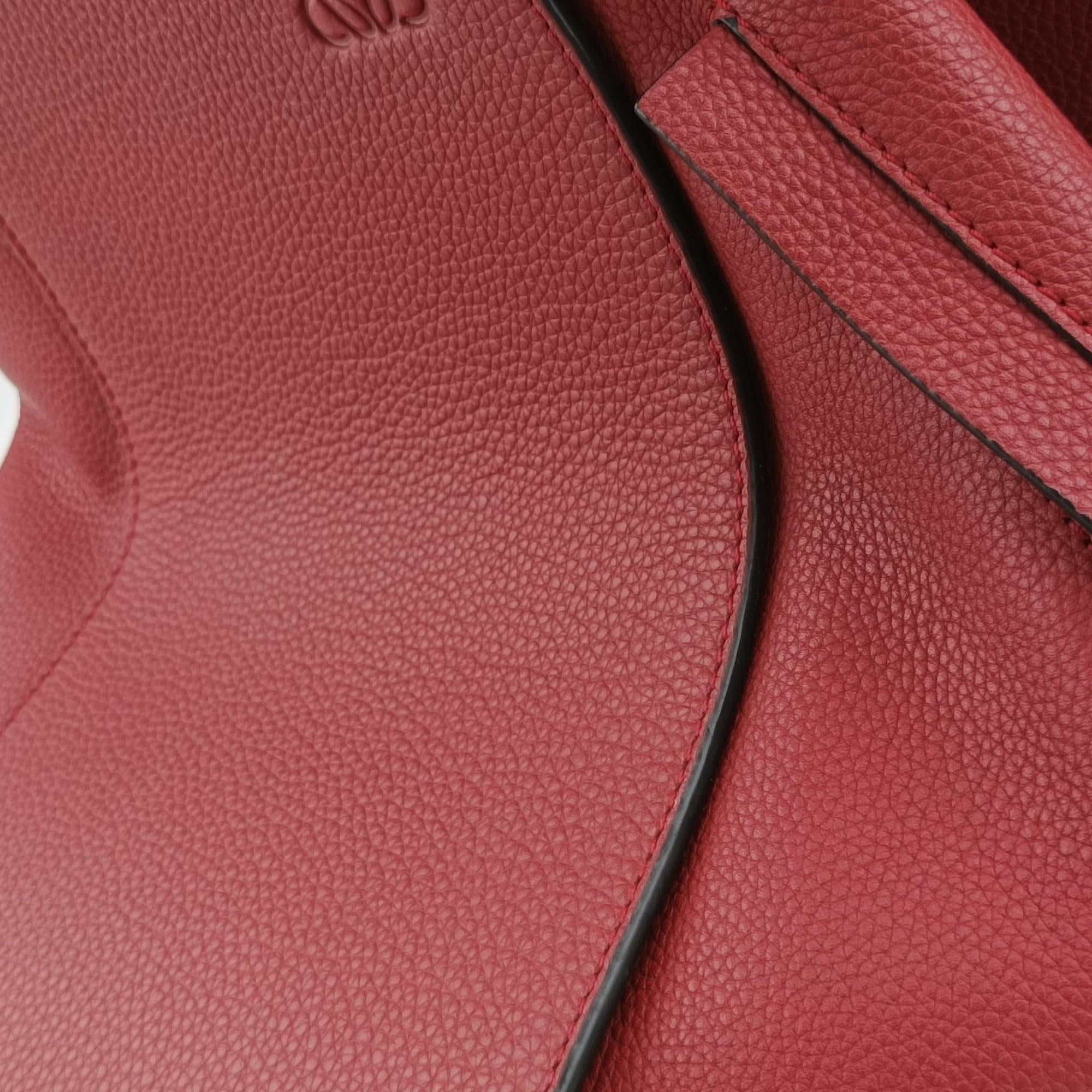 Vintage Loewe Hammock Burgundy Leather  shoulderbag | stylenewstar
