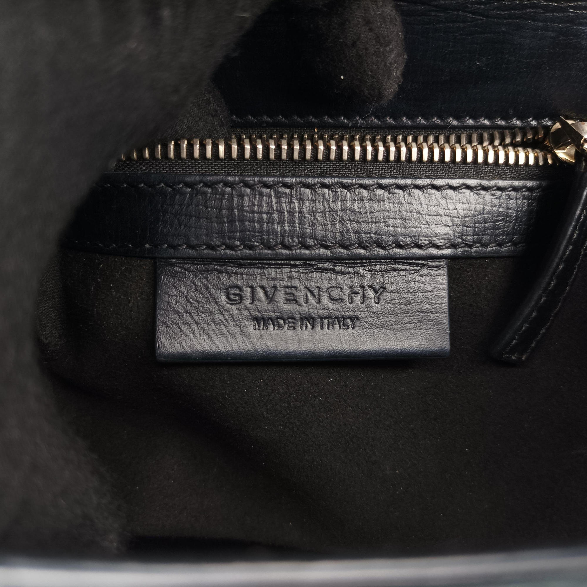 Vintage Givenchy Pandora Box Black Leather  shoulderbag | stylenewstar