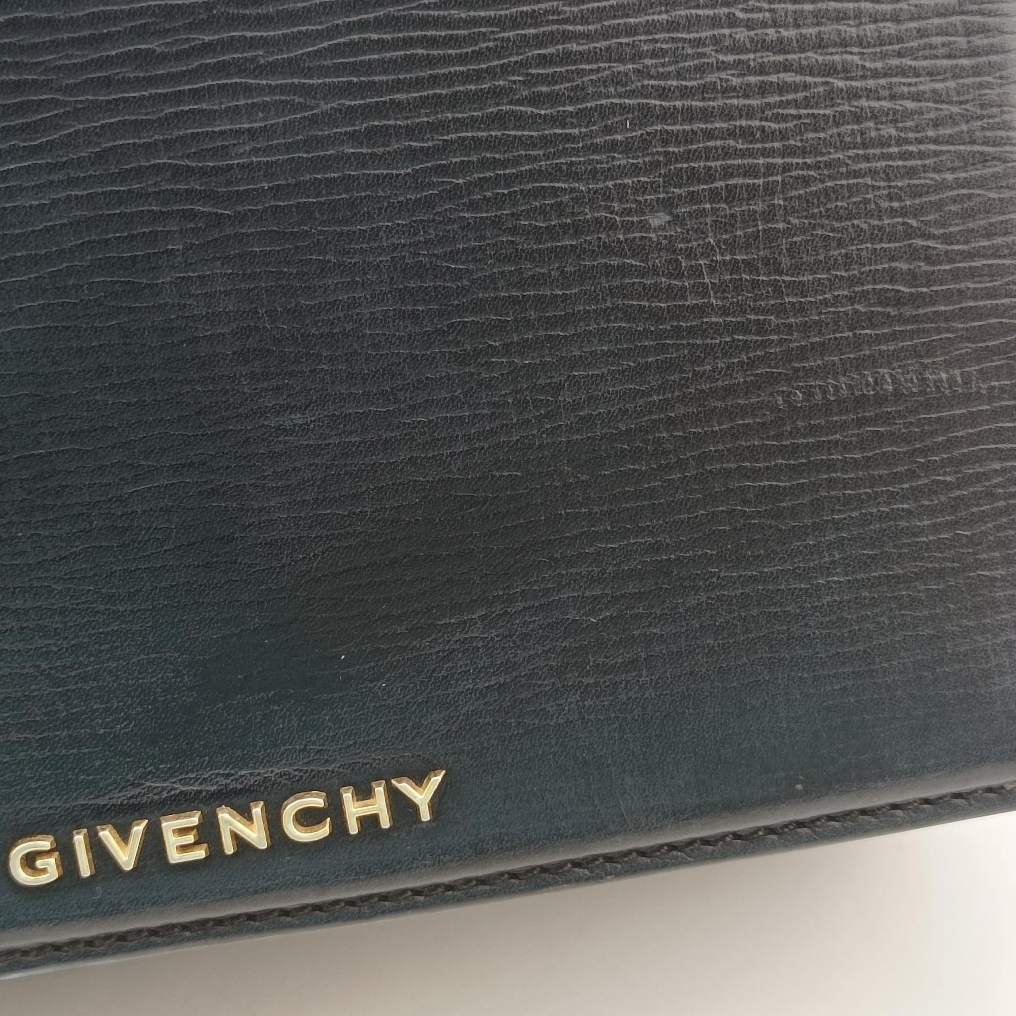 Vintage Givenchy Pandora Box Black Leather  shoulderbag | stylenewstar