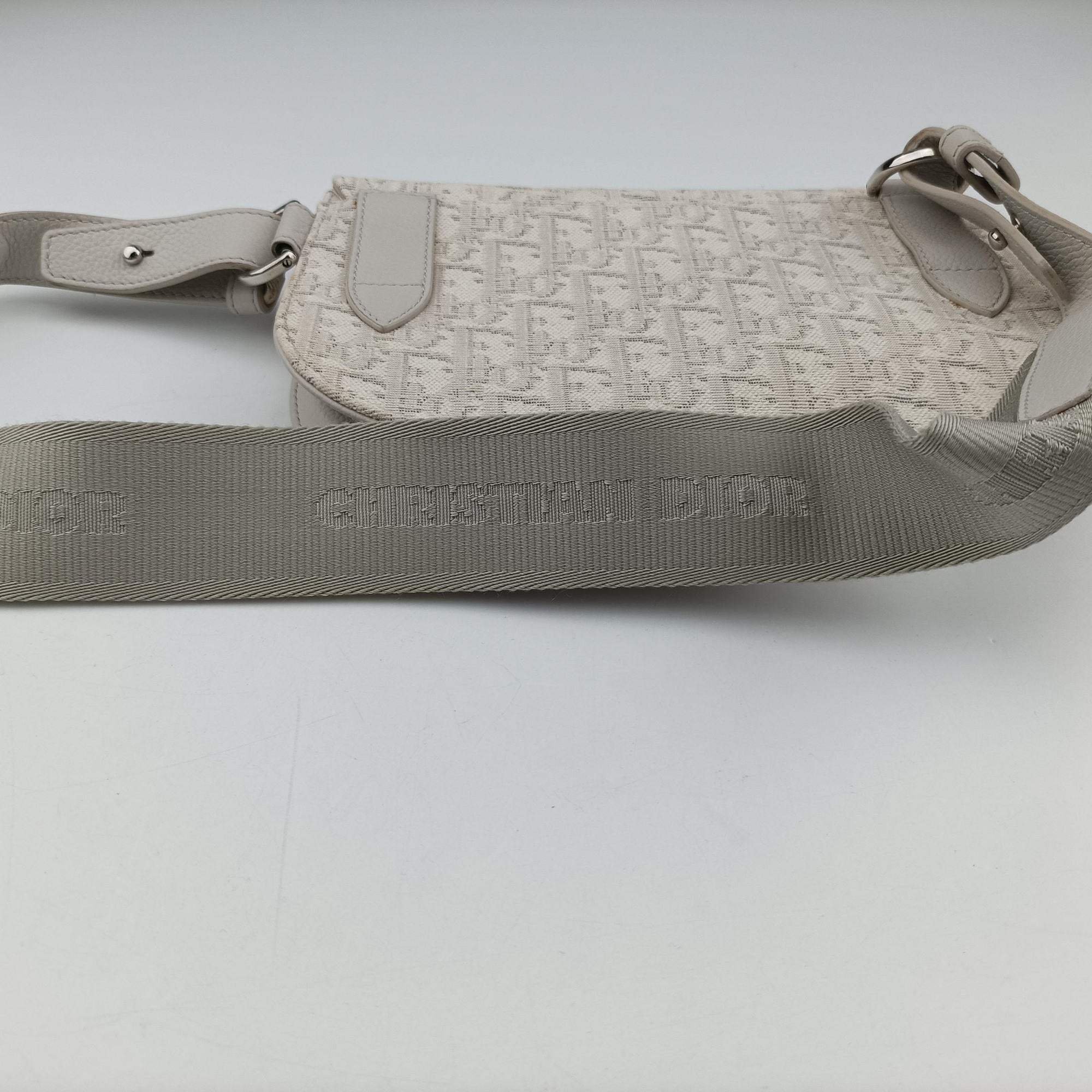 Pre-owned Christian Dior Saddle White Jacquard × Leather  shoulderbag | stylenewstar
