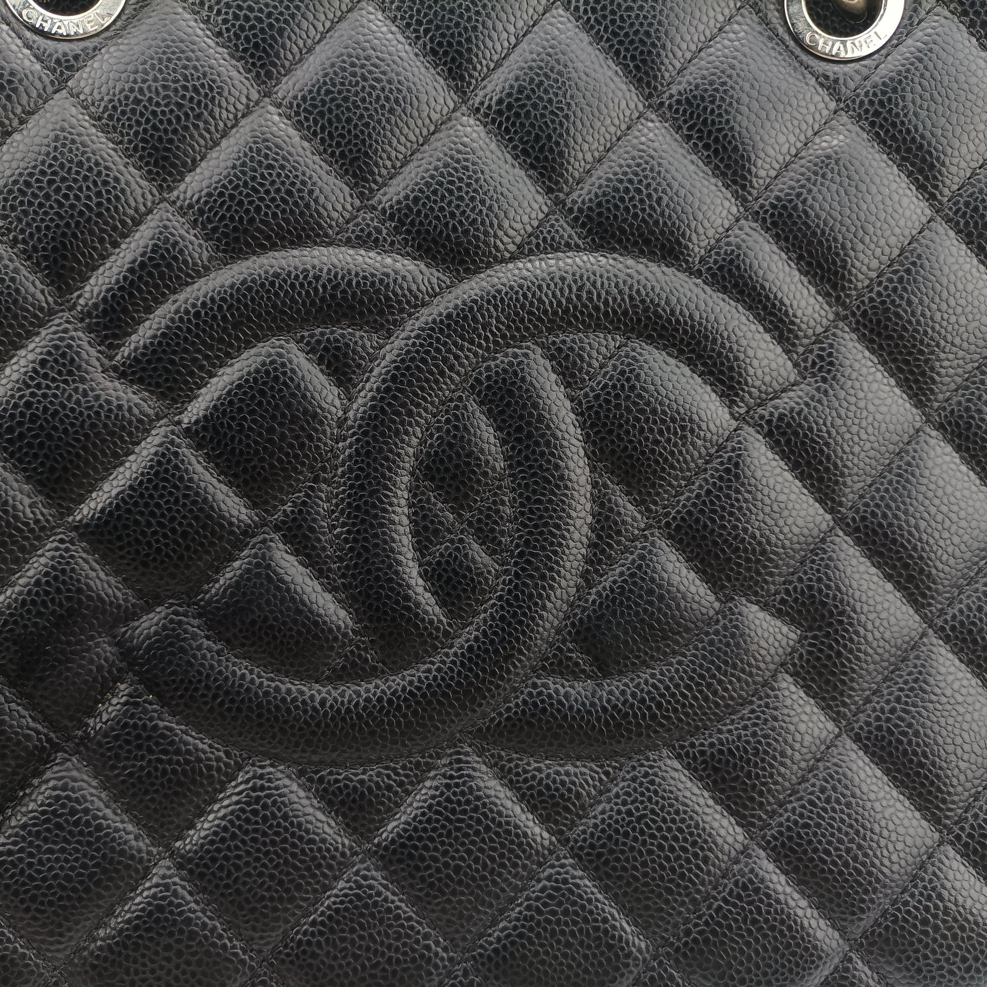 Pre-owned Chanel Matelasse Cocomark GST Black Caviar Leather A66865 shoulderbag | stylenewstar
