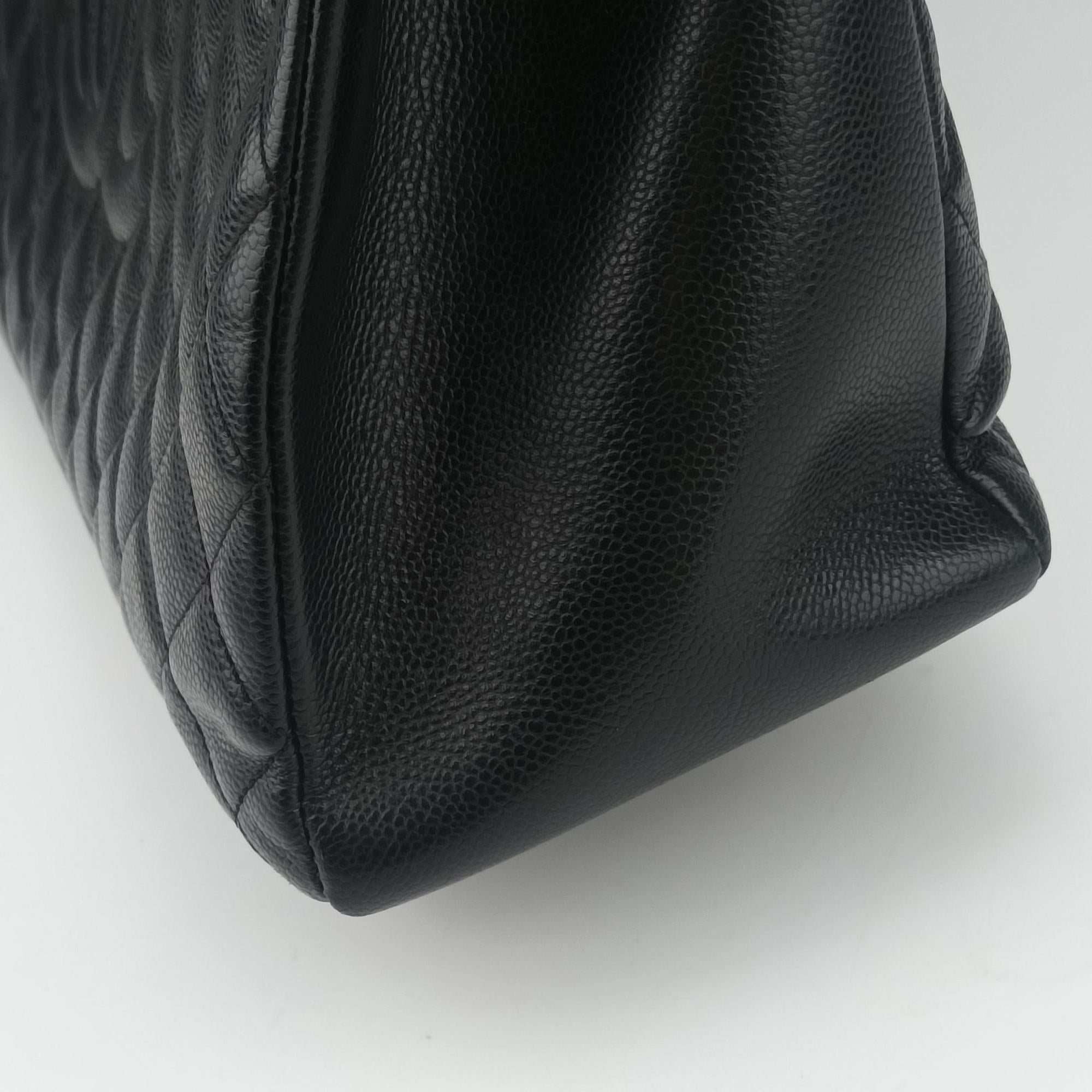 Pre-owned Chanel Matelasse Cocomark GST Black Caviar Leather A66865 shoulderbag | stylenewstar