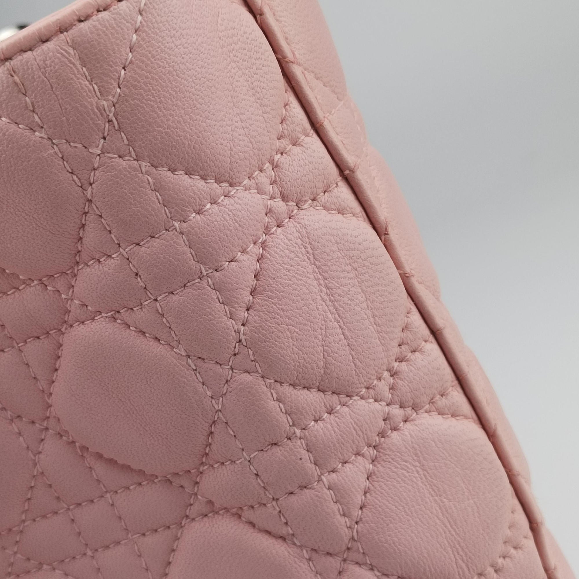 Pre-owned Christian Dior canage stitch Pink lambskin  shoulderbag | stylenewstar