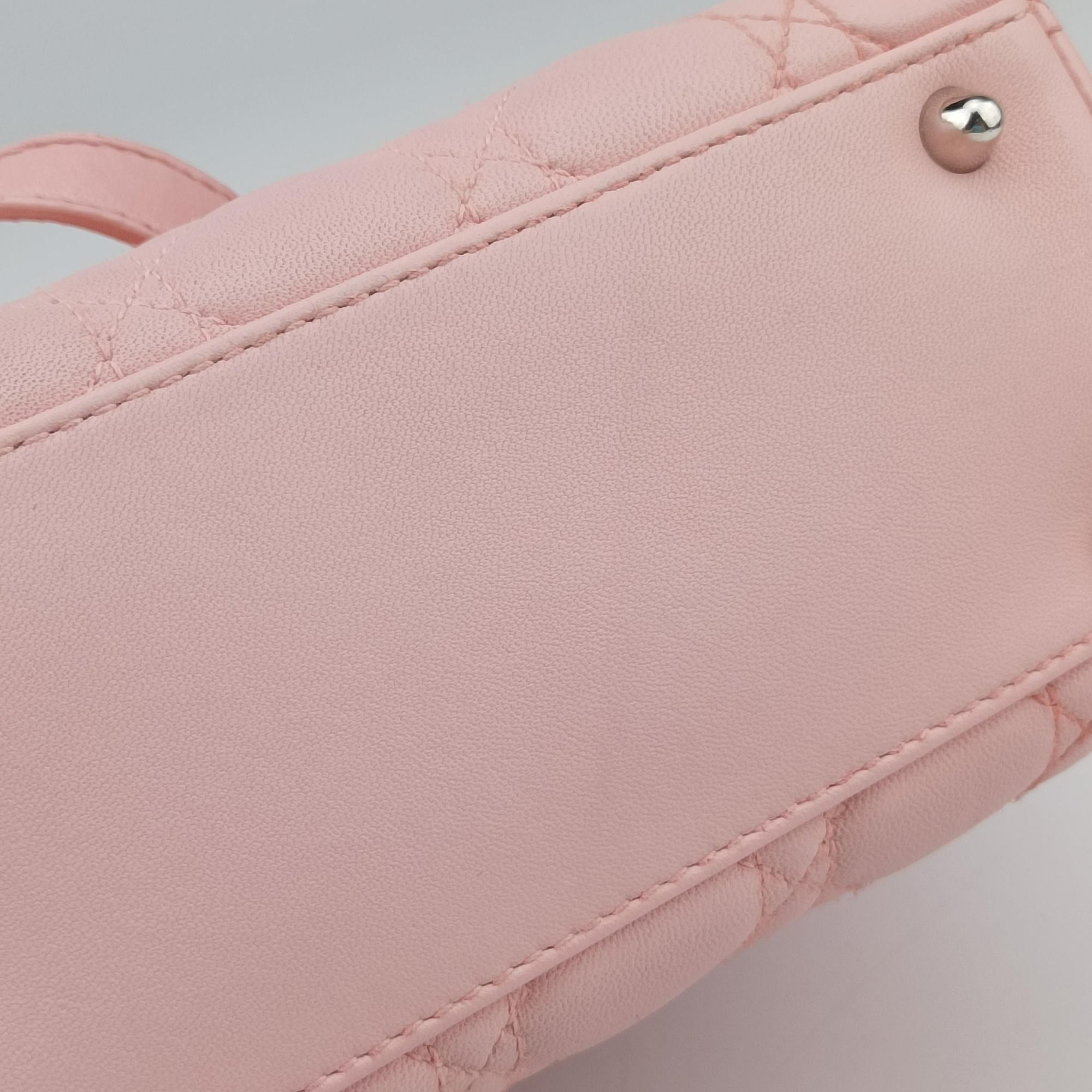 Pre-owned Christian Dior canage stitch Pink lambskin  shoulderbag | stylenewstar
