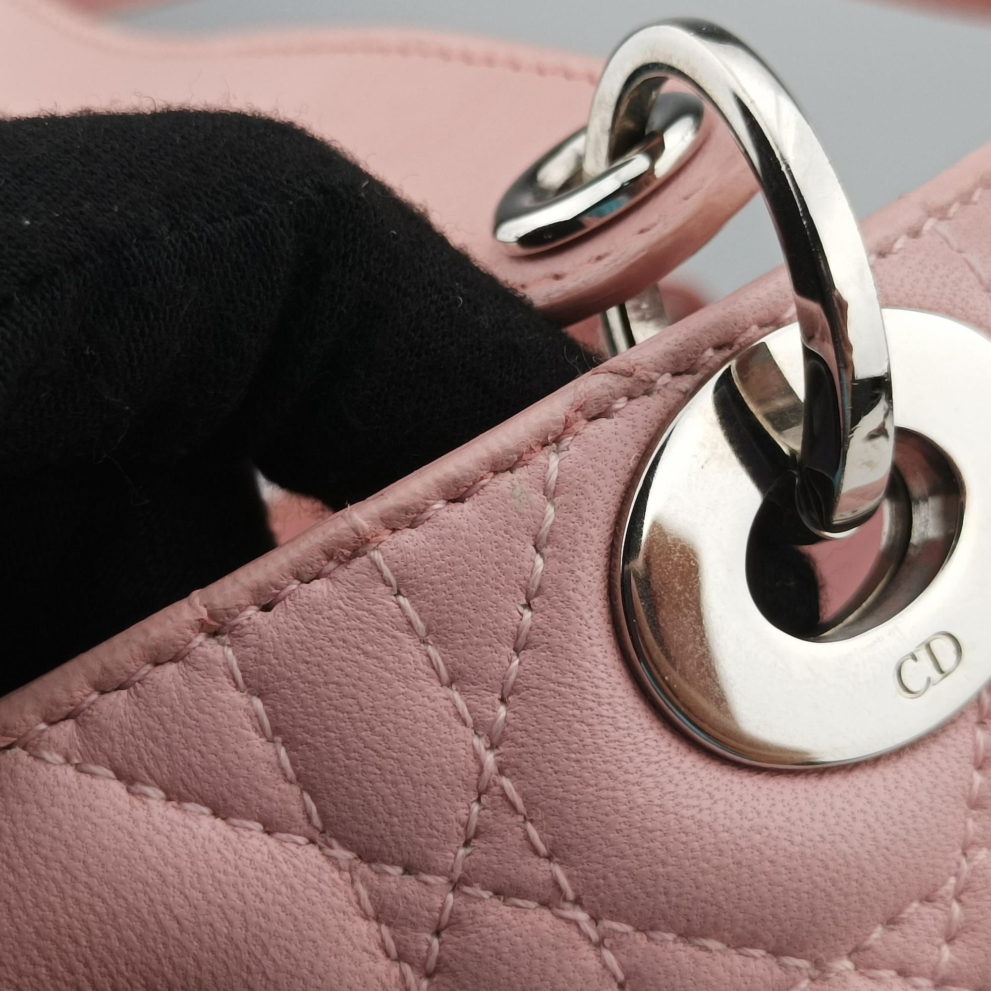 Pre-owned Christian Dior canage stitch Pink lambskin  shoulderbag | stylenewstar