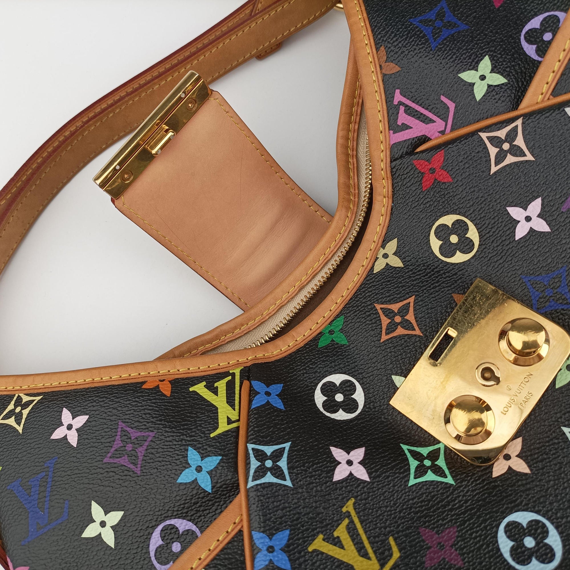 Pre-owned Louis Vuitton Chrissy MM Noir Monogram Multicolor M40310 shoulderbag | stylenewstar