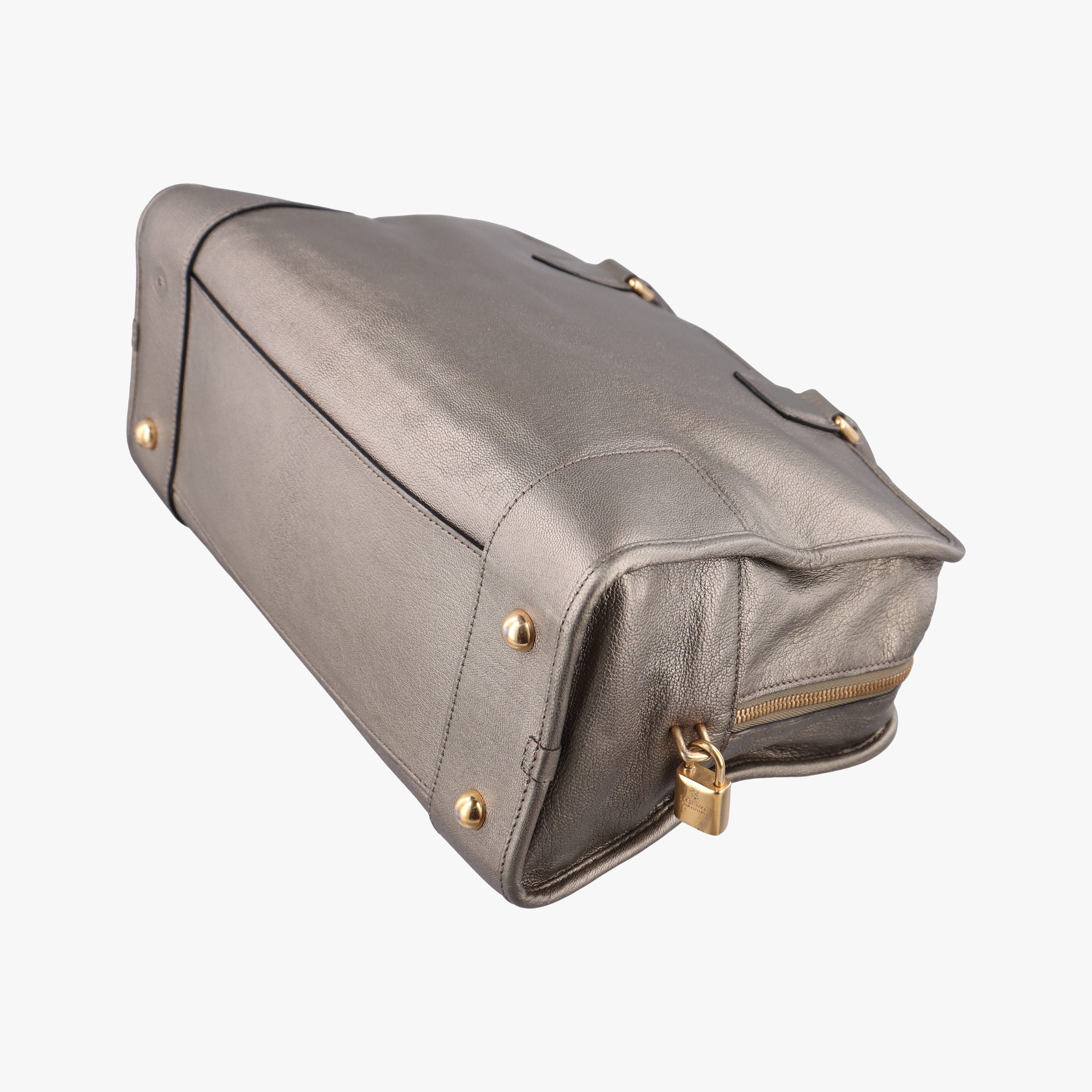 Pre-owned Loewe Amazona 36 Golden Leather  handbag | stylenewstar