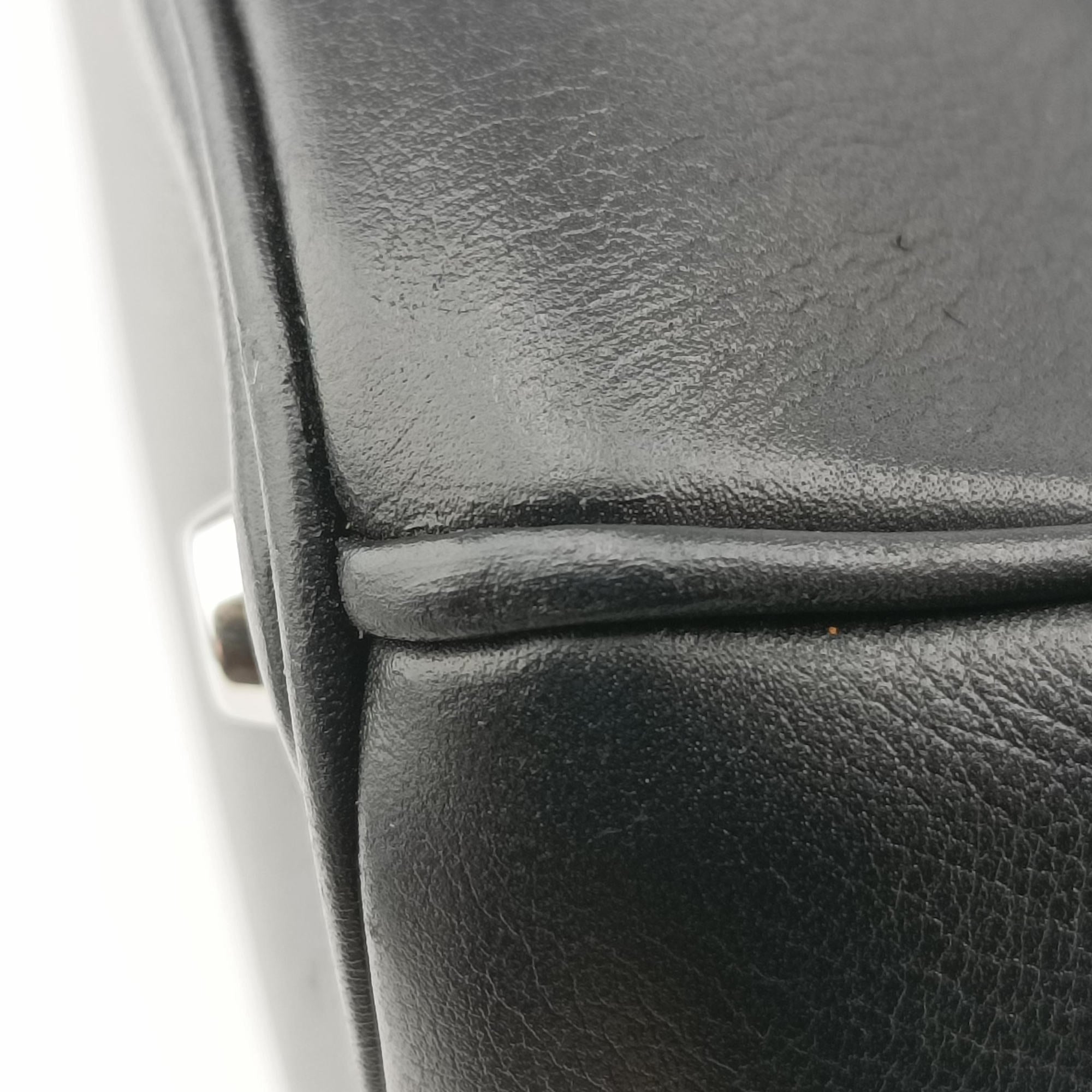 Pre-owned Christian Dior Be Dior Black Leather  handbag | stylenewstar