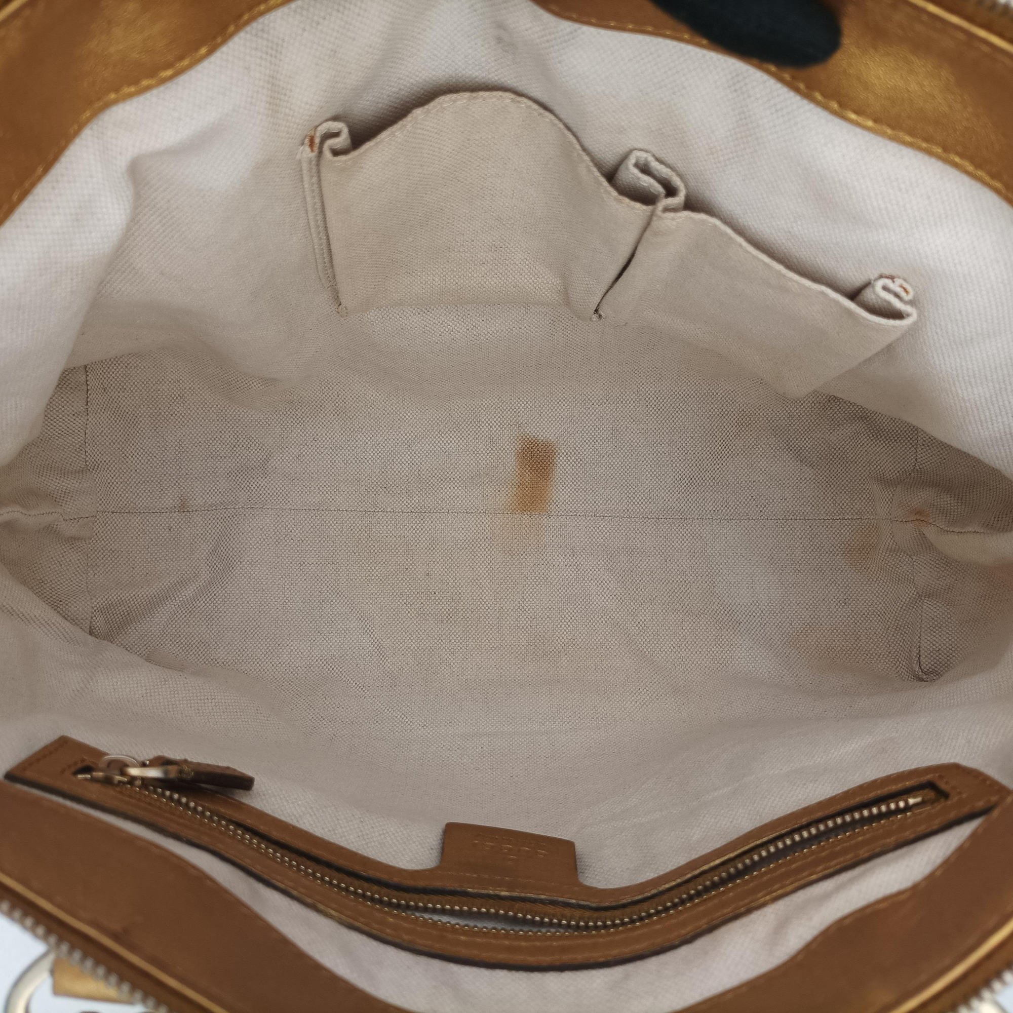 Pre-owned Gucci Lovely Gold × Beige × Brown GG canvas×leather 257069 handbag | stylenewstar