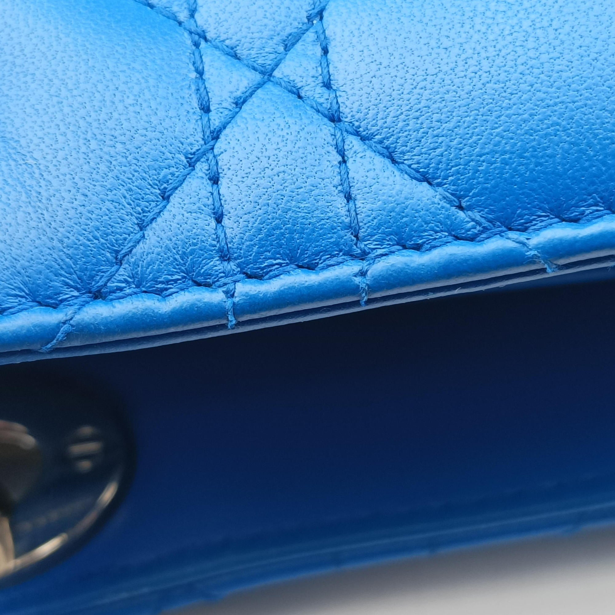 Secondhand Christian Dior Lady Dior Blue lambskin  shoulderbag | stylenewstar