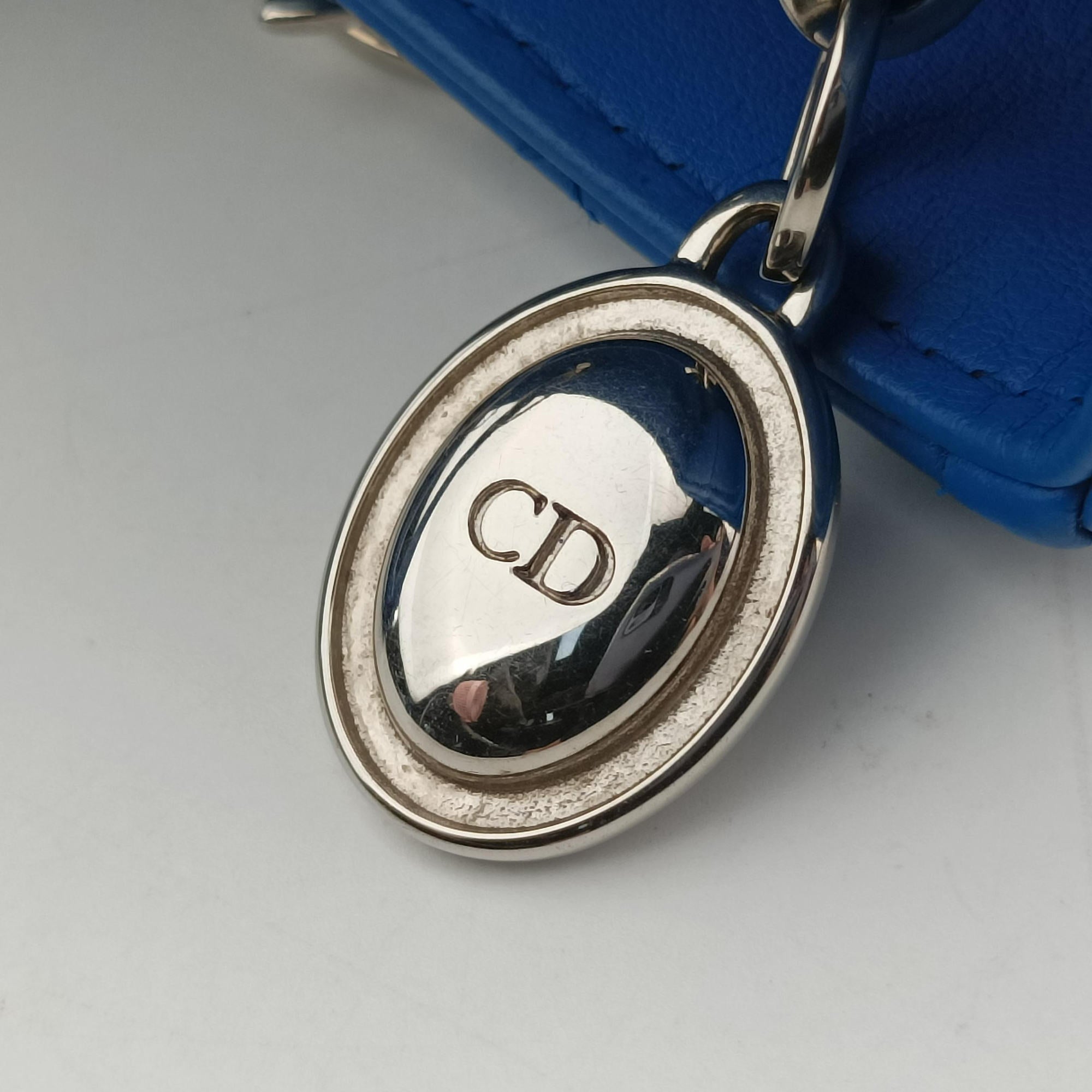 Secondhand Christian Dior Lady Dior Blue lambskin  shoulderbag | stylenewstar