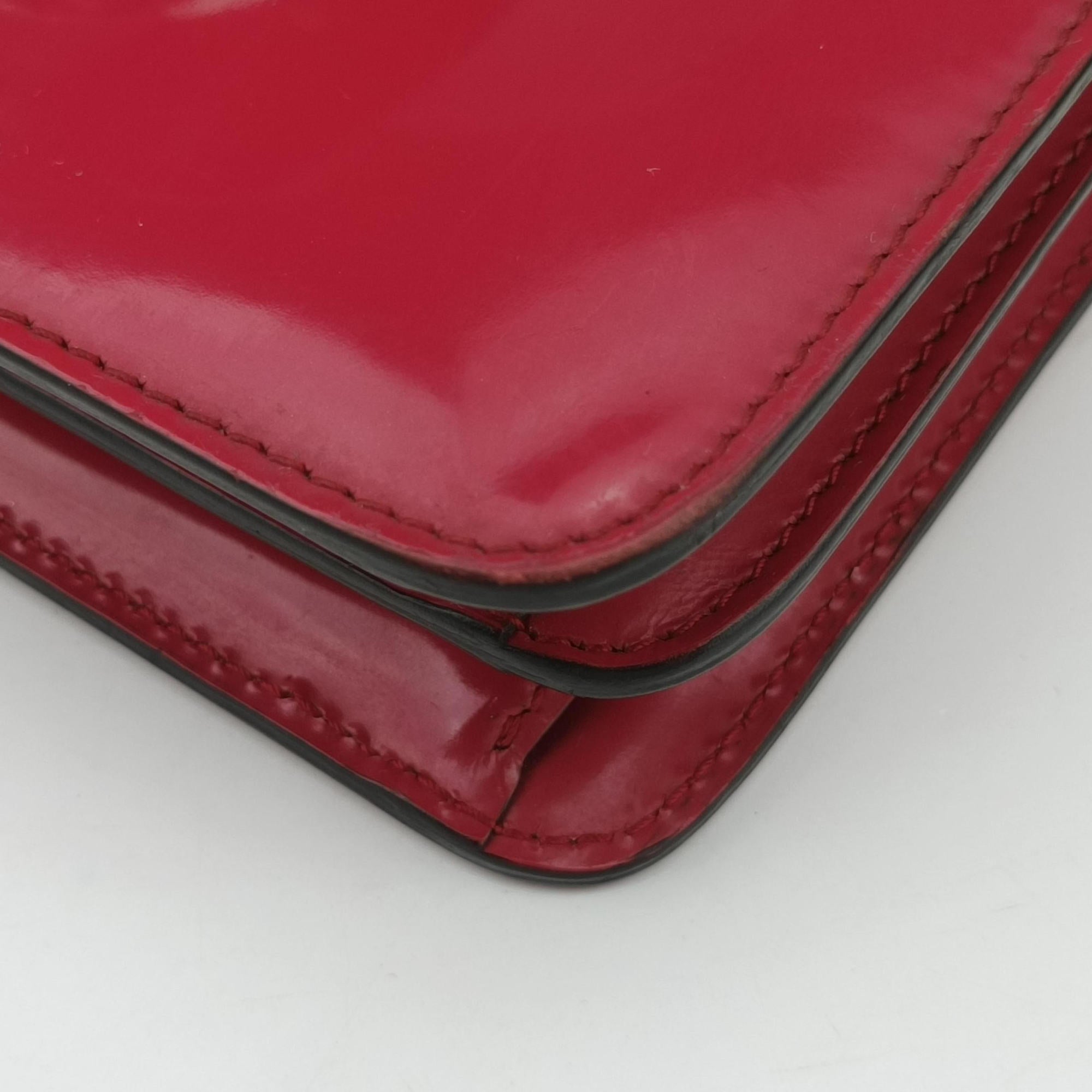 Pre-owned Gucci Interlocking G Red Patent Leather 387609 shoulderbag | stylenewstar