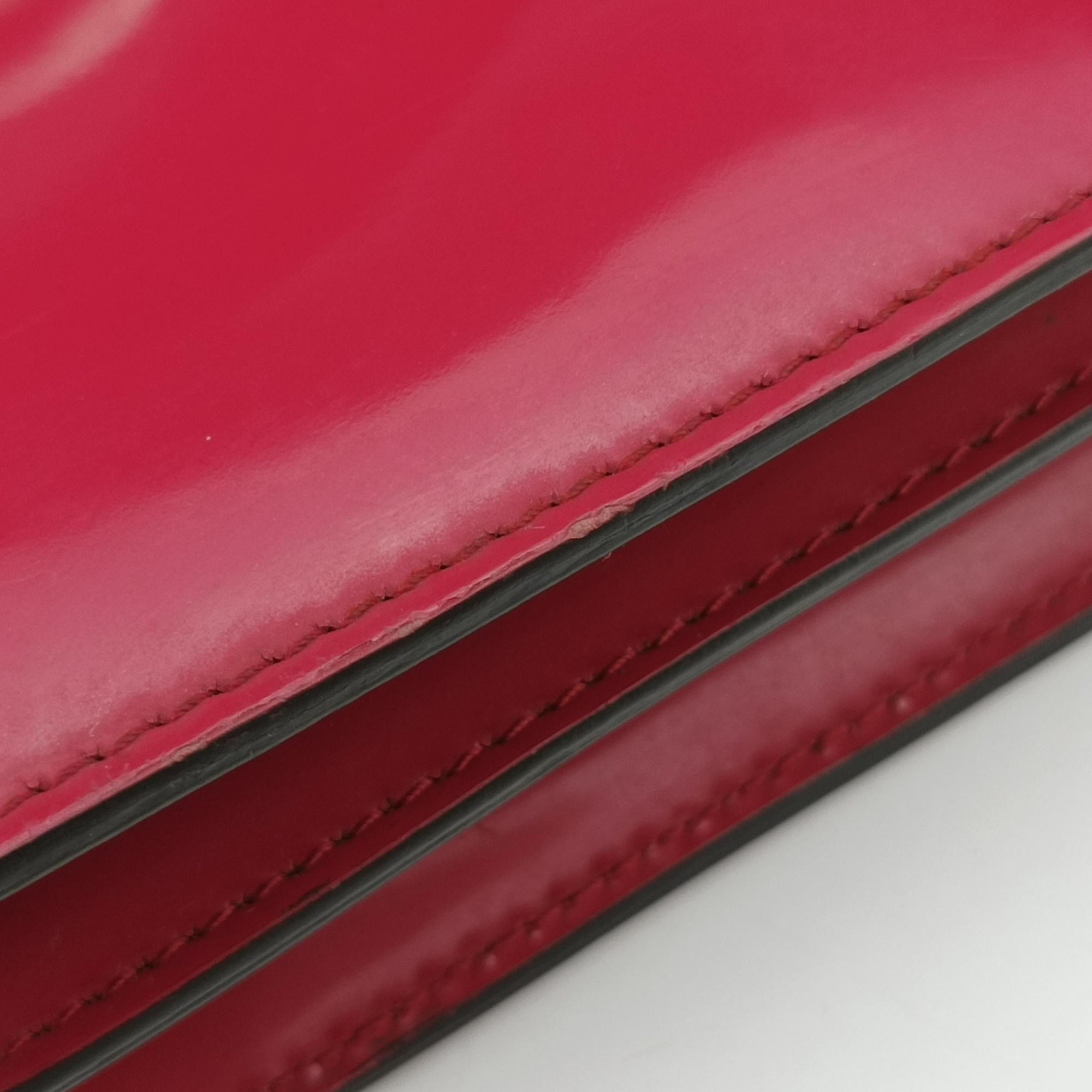 Pre-owned Gucci Interlocking G Red Patent Leather 387609 shoulderbag | stylenewstar