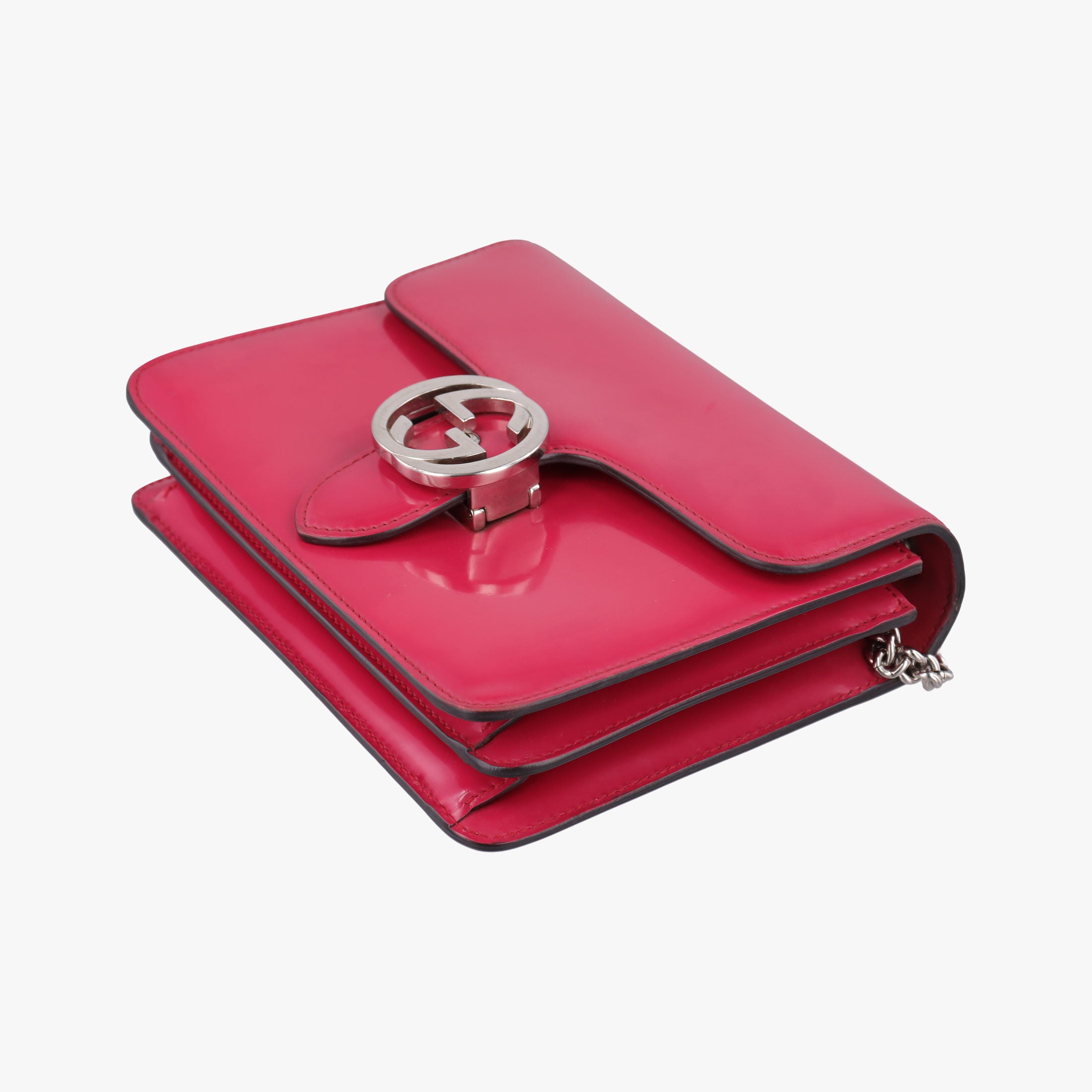 Pre-owned Gucci Interlocking G Red Patent Leather 387609 shoulderbag | stylenewstar