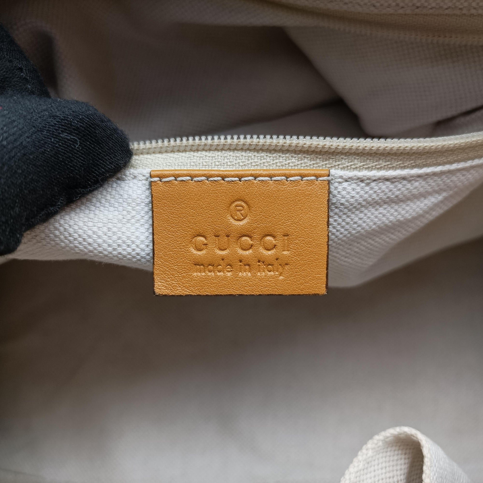 Pre-owned Gucci Sukey Yellow Leather 247902 shoulderbag | stylenewstar