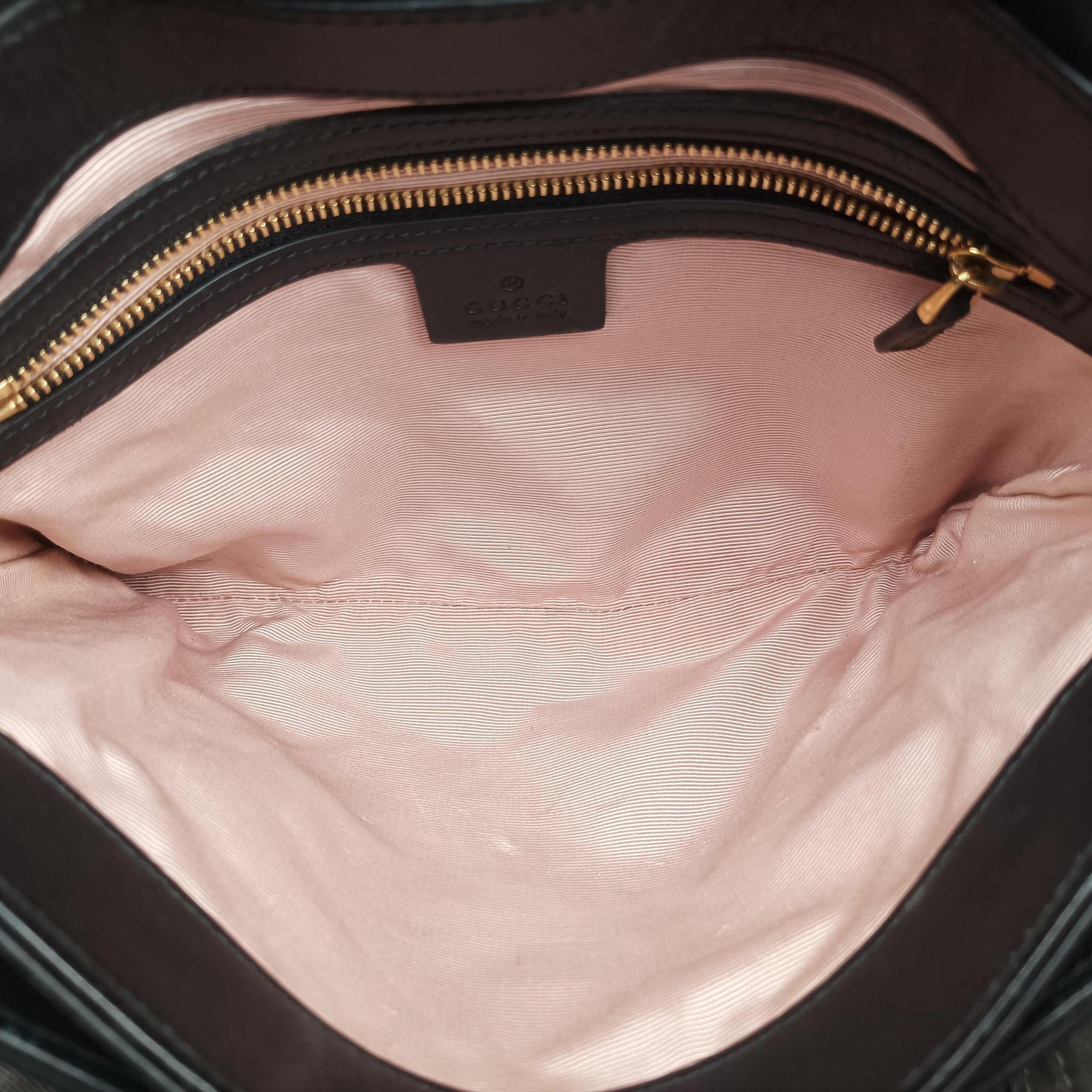 Secondhand Gucci Arli Black Suede×leather 550126 shoulderbag | stylenewstar