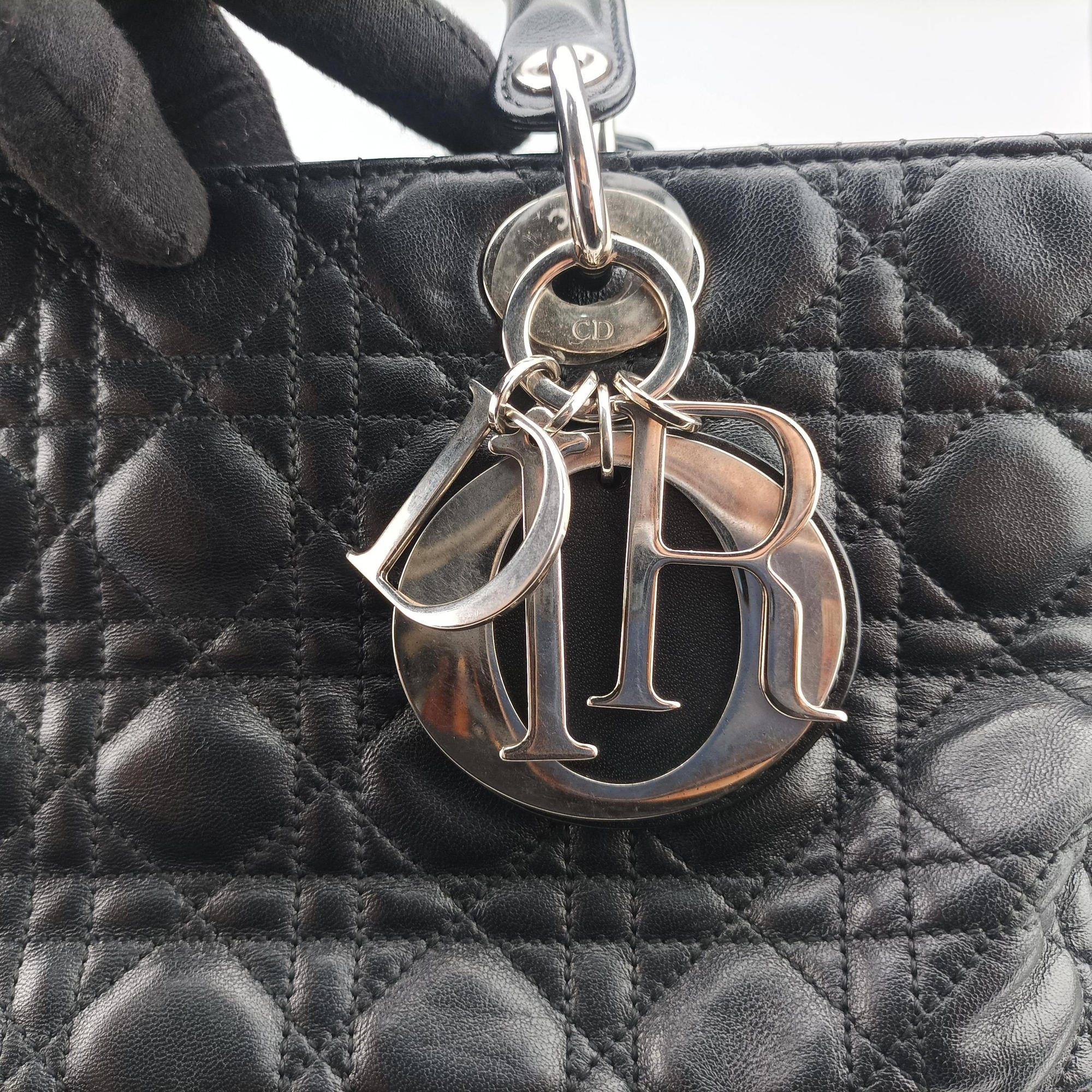 Pre-owned Christian Dior Lady Dior Black lambskin  handbag | stylenewstar