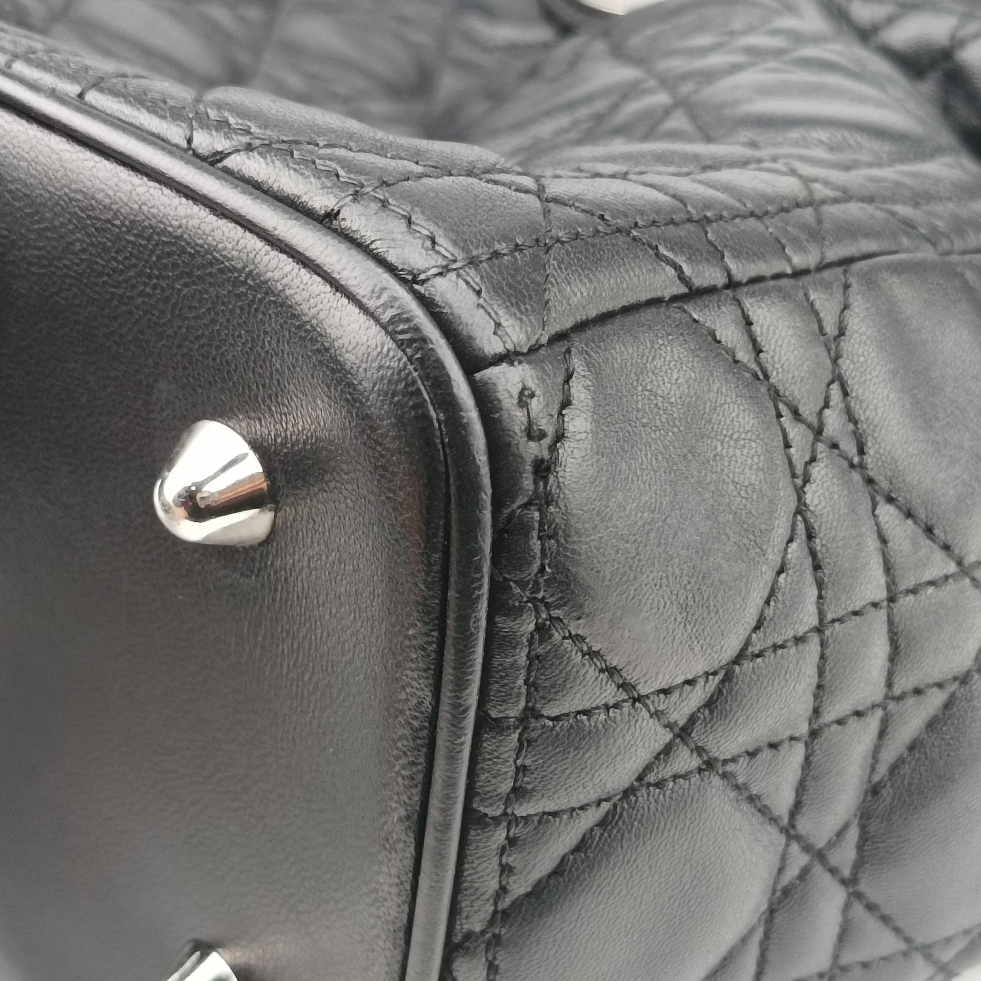 Pre-owned Christian Dior Lady Dior Black lambskin  handbag | stylenewstar