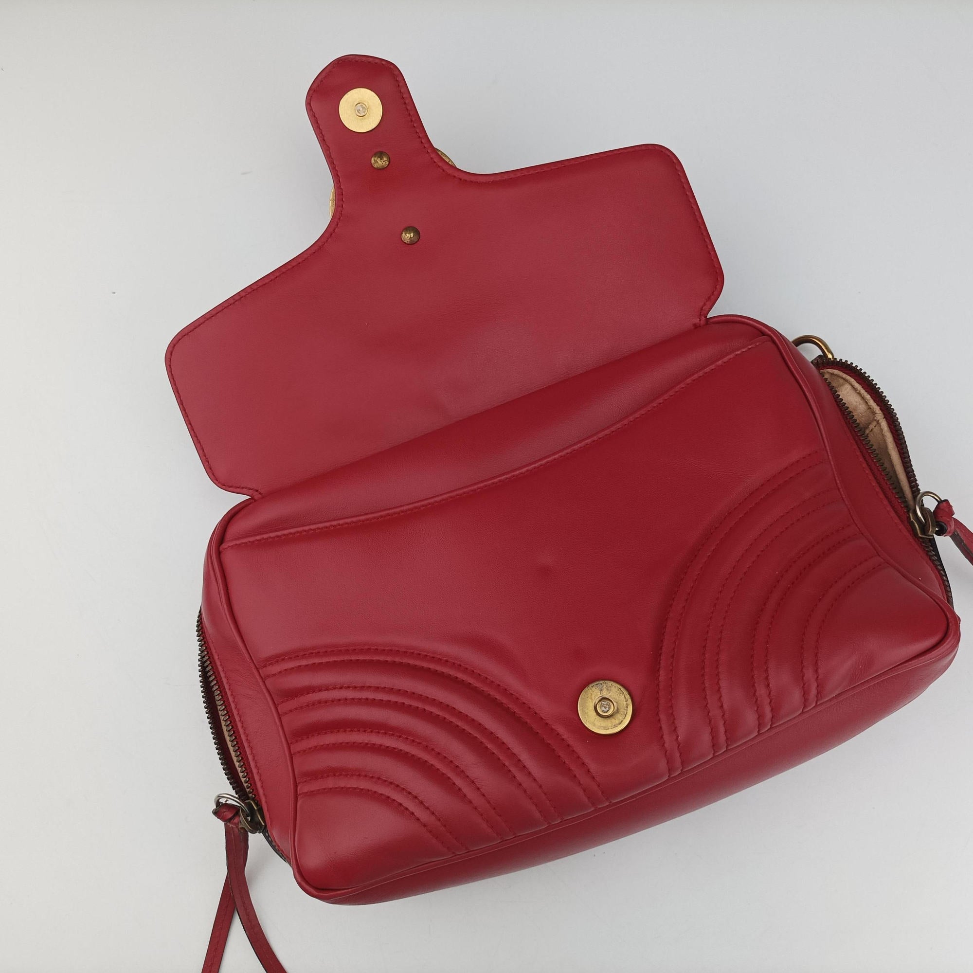 Pre-owned Gucci GG Marmont Red Leather 498100 shoulderbag | stylenewstar