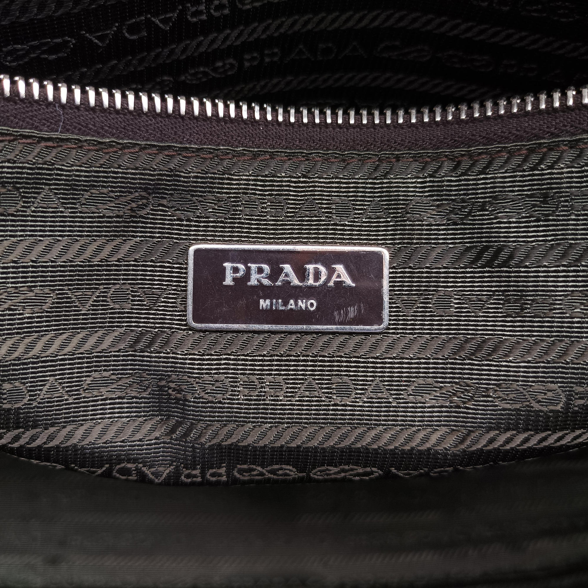Pre-owned Prada Triangle Logo Plate Brown Saffiano Leather VR0023 handbag | stylenewstar