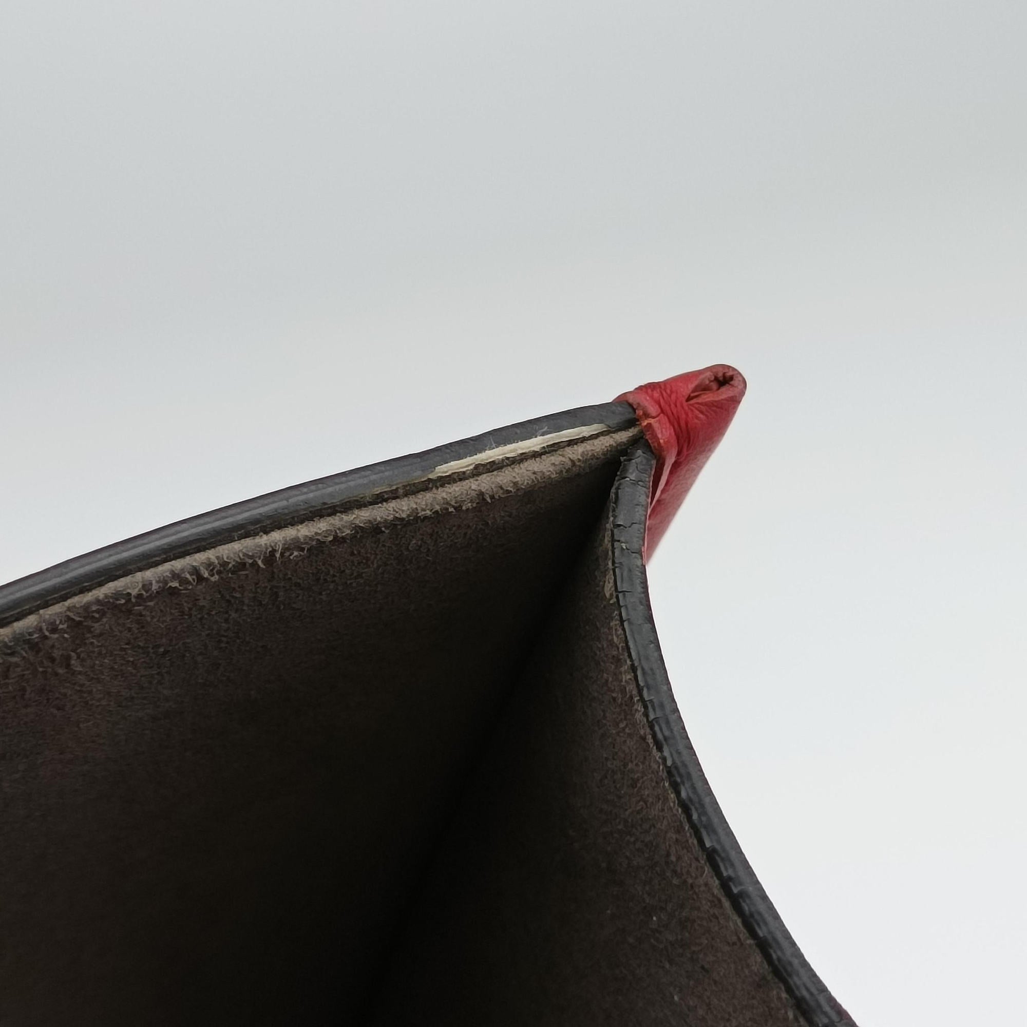 Vintage Fendi Kan I F Red Leather 8BT284 shoulderbag | stylenewstar