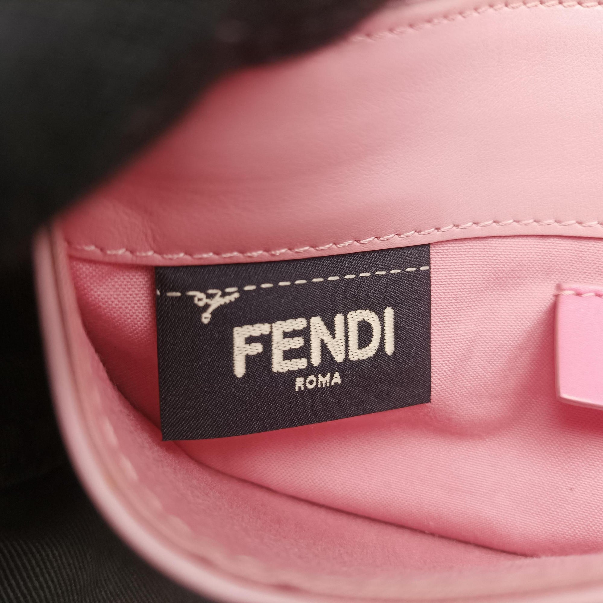 Secondhand Fendi Monster Eyes Continental pink×Multicolour Leather 8M0346 shoulderbag | stylenewstar