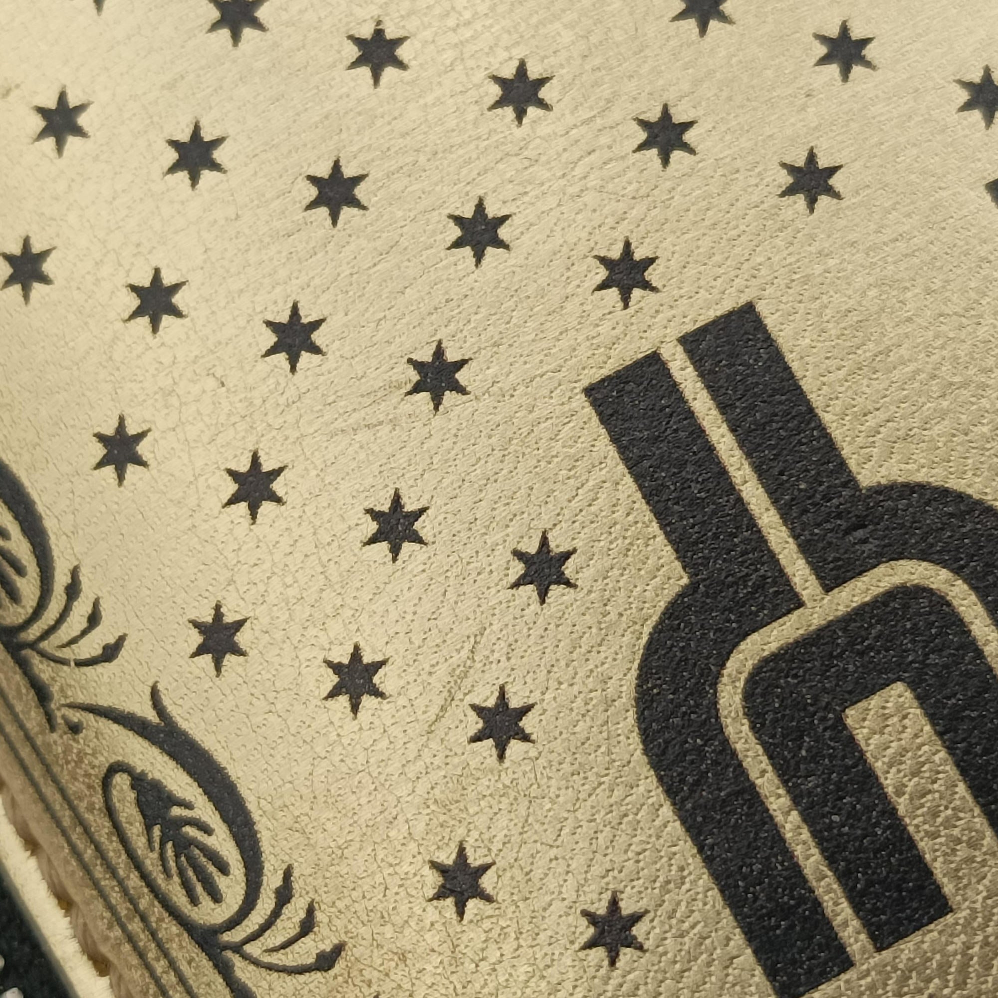 Secondhand Gucci SEGA collaboration GUCCY print Golden Leather 511189 shoulderbag | stylenewstar