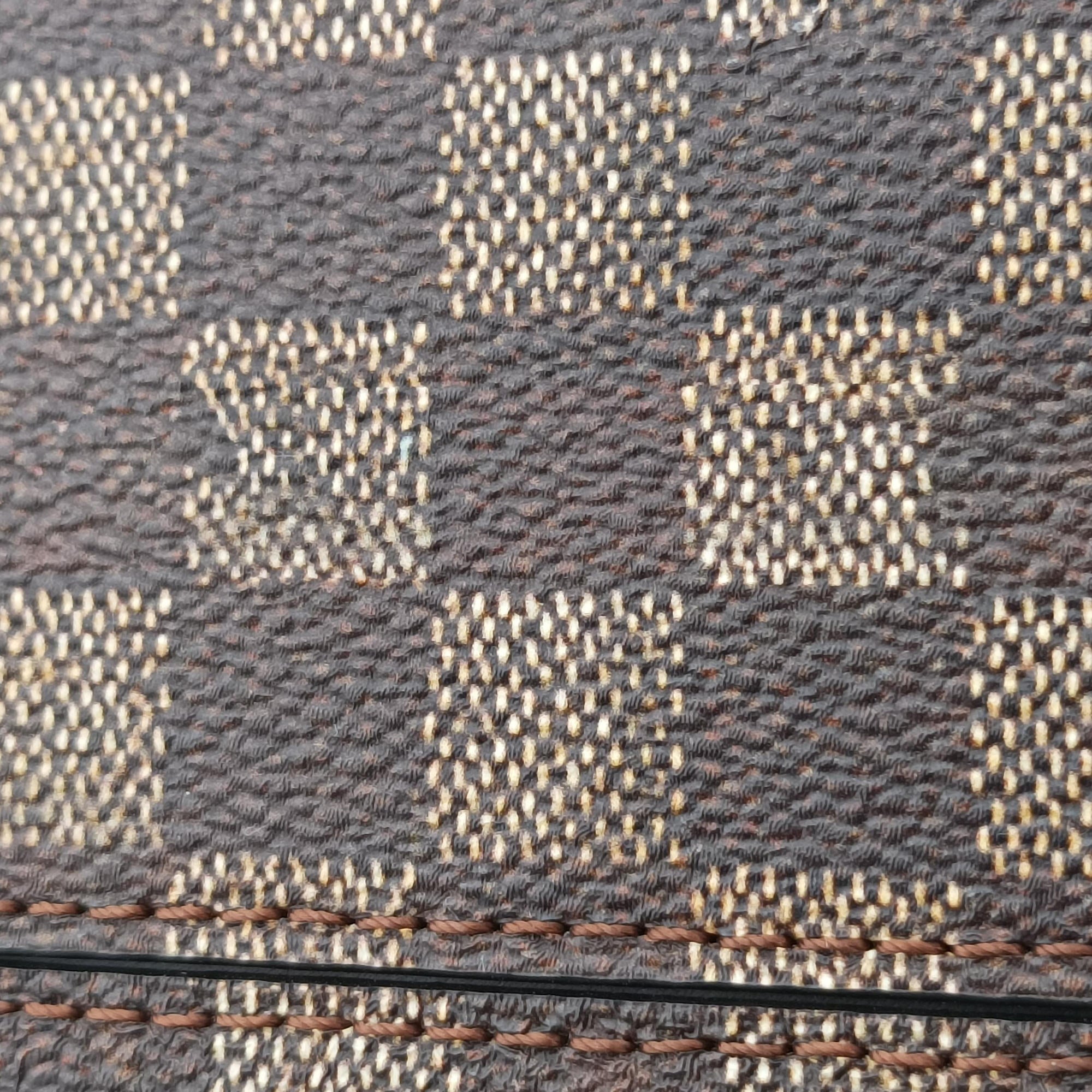 Secondhand Louis Vuitton Time Trunk Speedy Bandouliere 25 Damier Ebene × Rouge Transformed Damier Canvas M52249 shoulderbag | stylenewstar