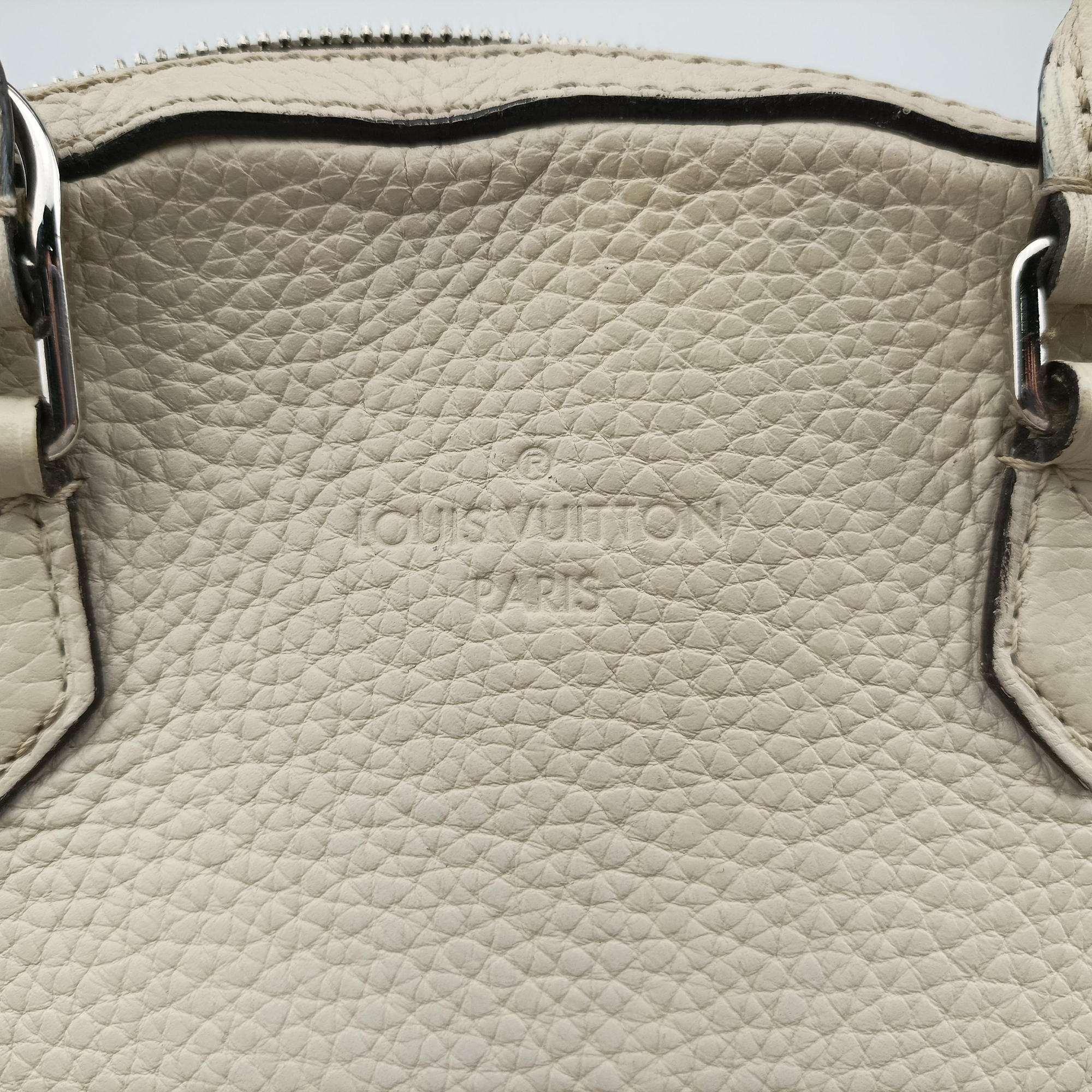 Pre-owned Louis Vuitton Parnassea Alma Blanc Casse Taurillon Leather M48878 shoulderbag | stylenewstar