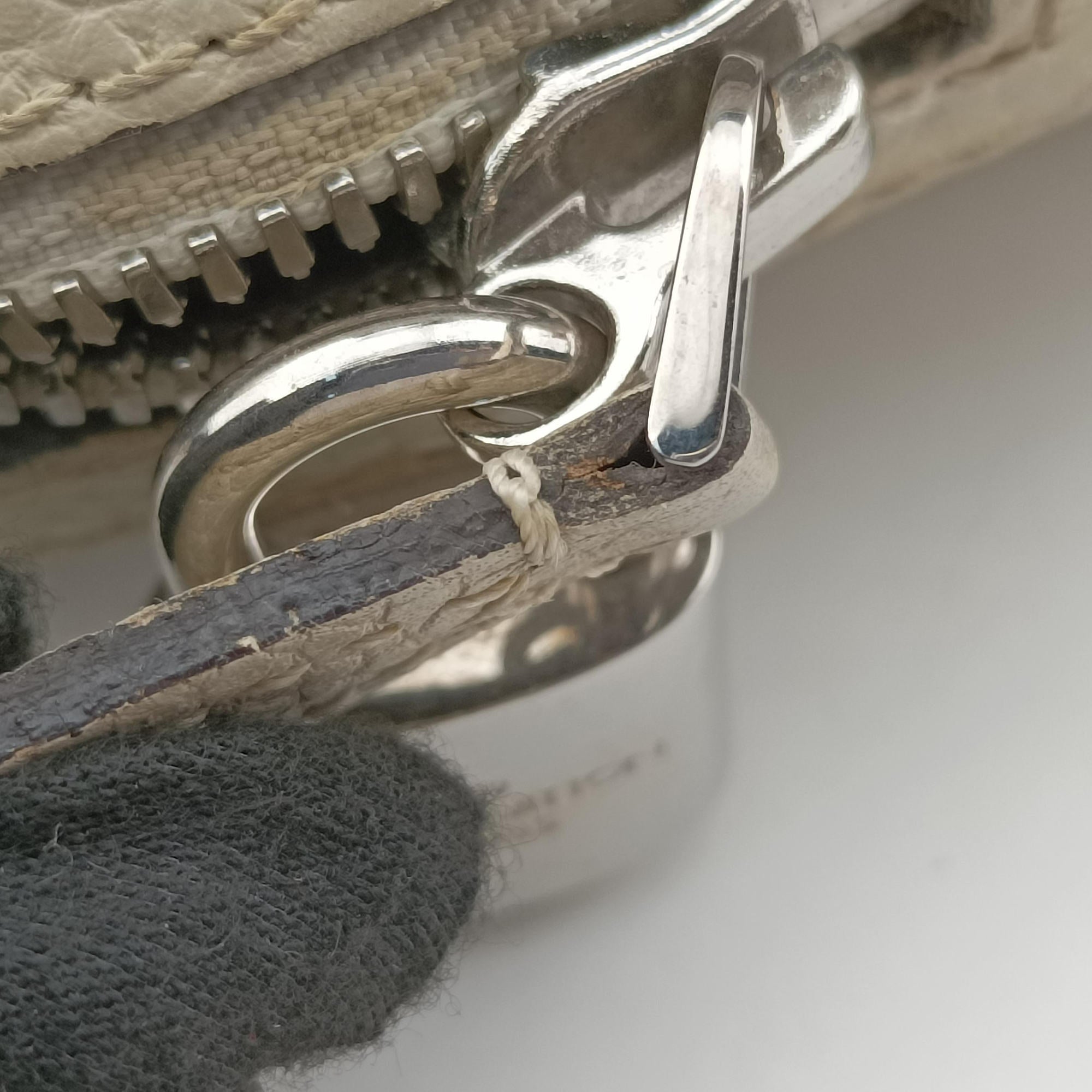 Pre-owned Louis Vuitton Parnassea Alma Blanc Casse Taurillon Leather M48878 shoulderbag | stylenewstar