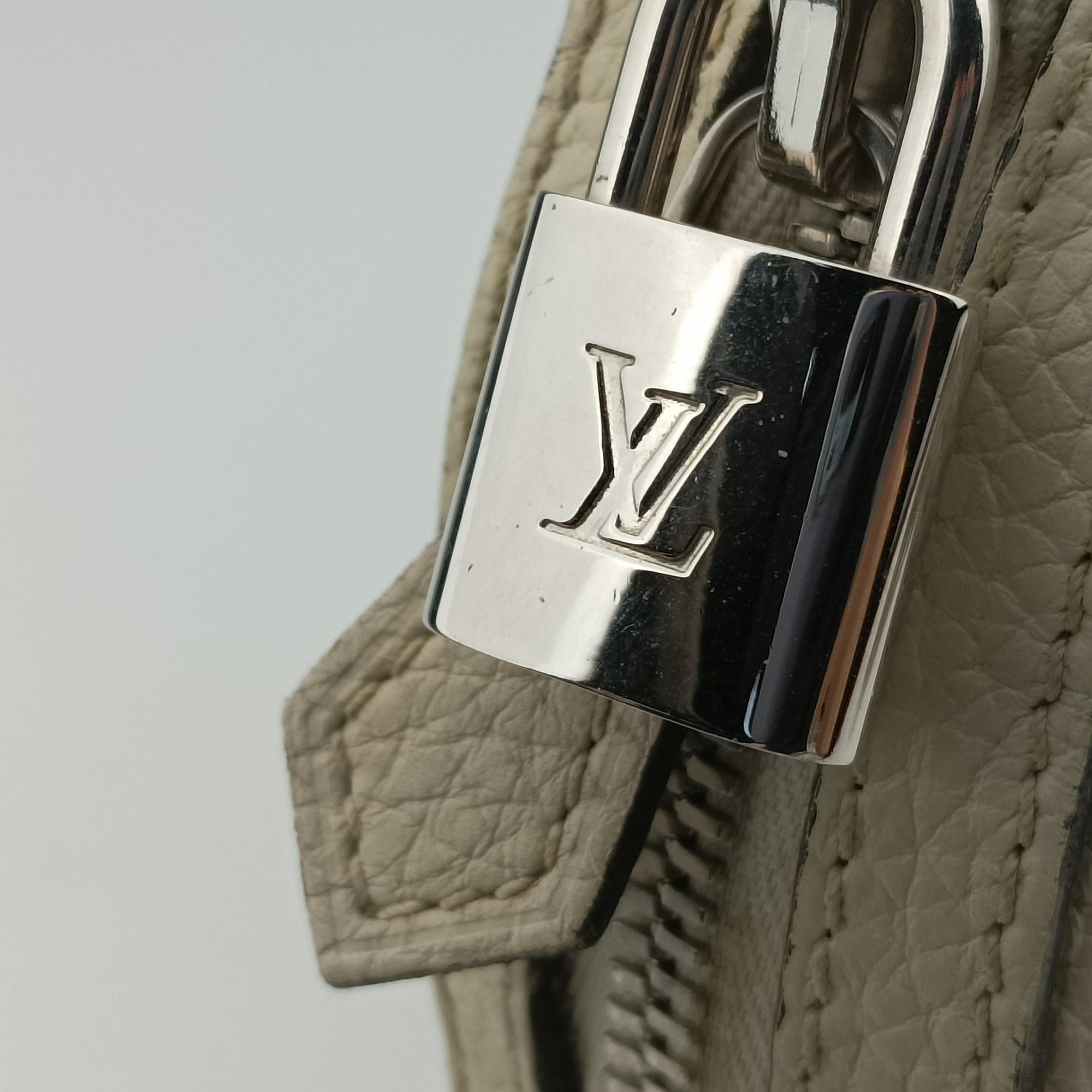 Pre-owned Louis Vuitton Parnassea Alma Blanc Casse Taurillon Leather M48878 shoulderbag | stylenewstar