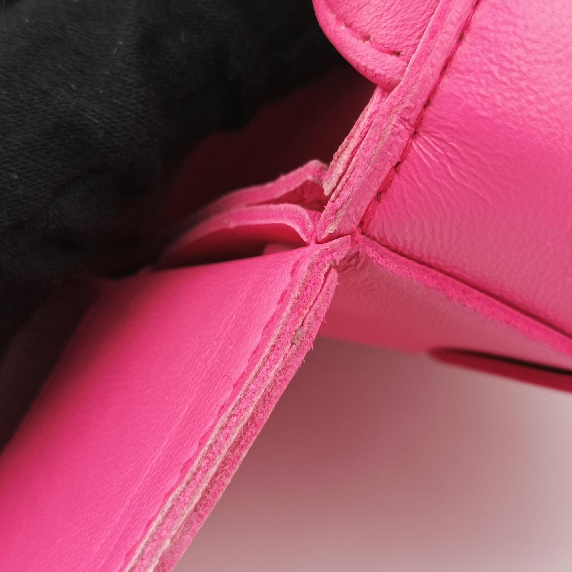 Pre-owned Bottega Veneta candy cassette Pink lambskin  shoulderbag | stylenewstar