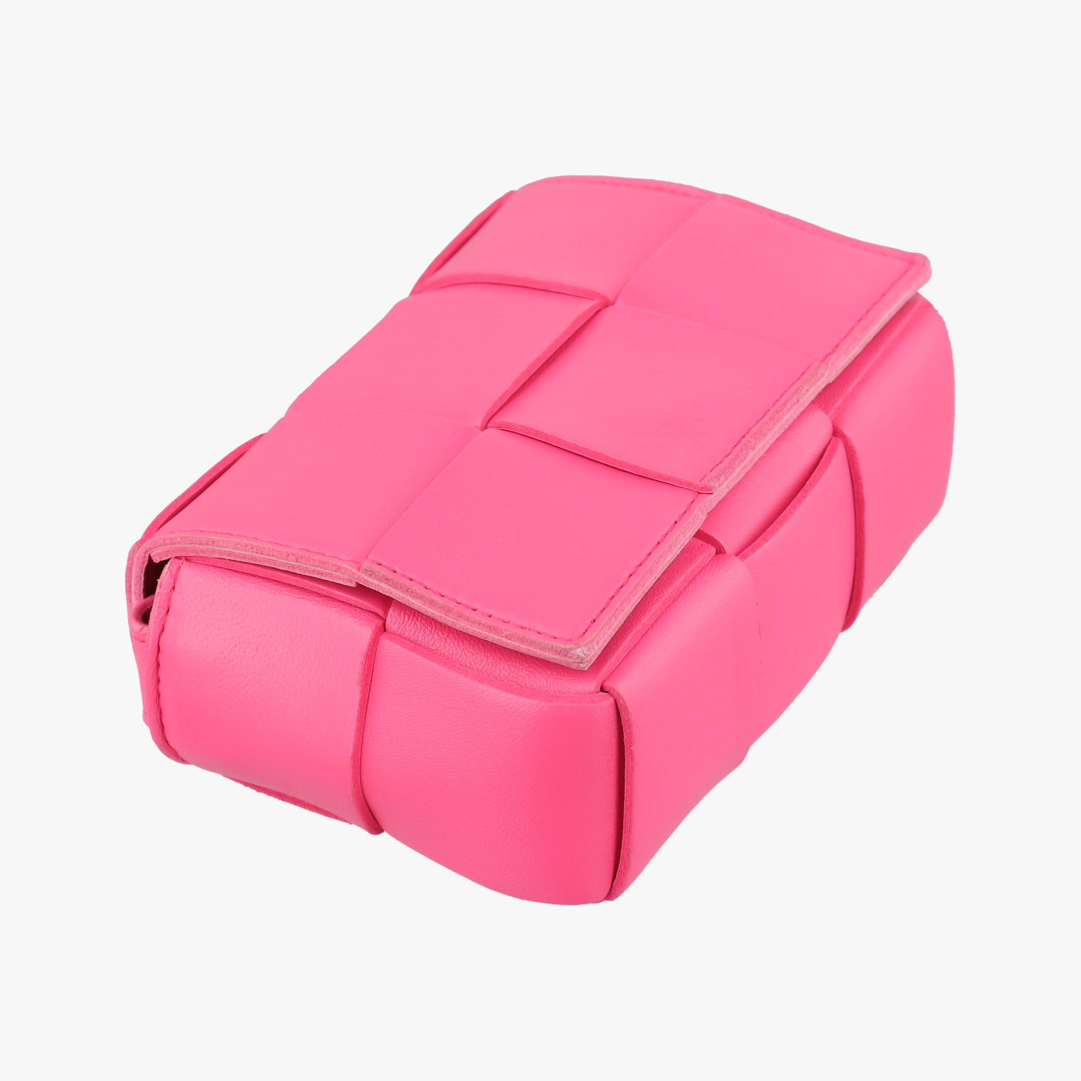 Pre-owned Bottega Veneta candy cassette Pink lambskin  shoulderbag | stylenewstar