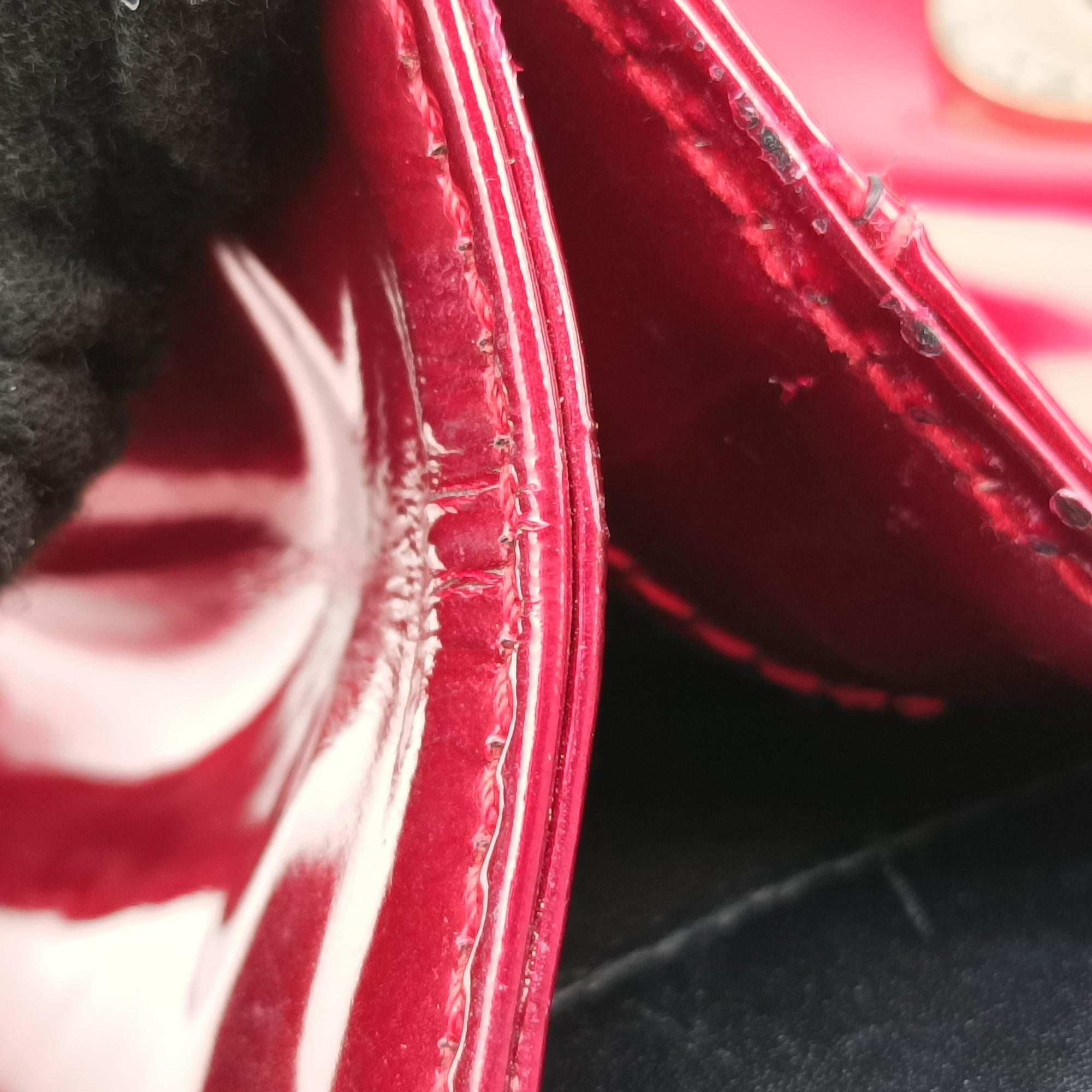 Pre-owned Bvlgari SERPENTI FOREVER Red Leather  shoulderbag | stylenewstar