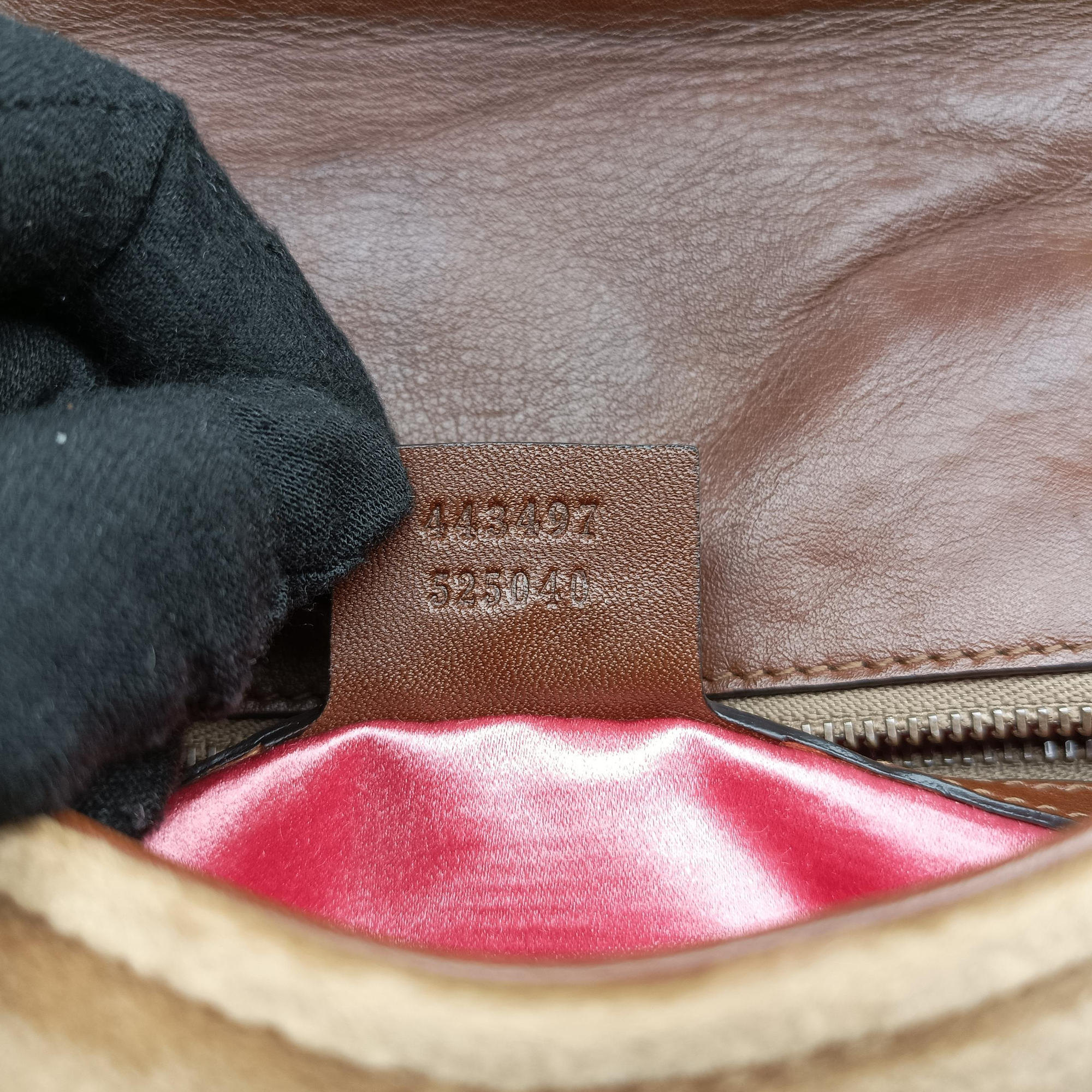 Pre-owned Gucci GG Marmont khaki velour 443497 shoulderbag | stylenewstar