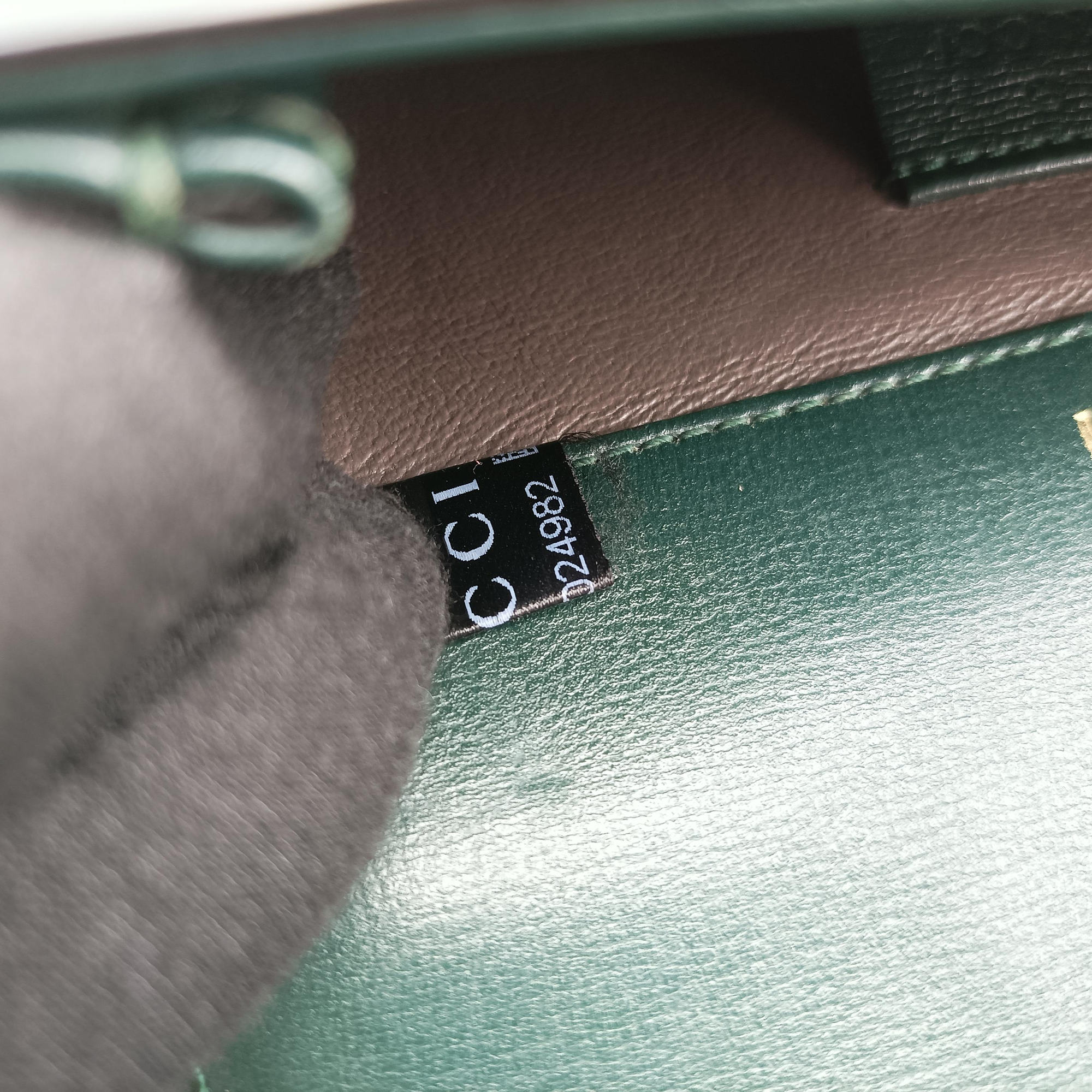 Pre-owned Gucci Sylvie 1969 Green Leather 615965 shoulderbag | stylenewstar